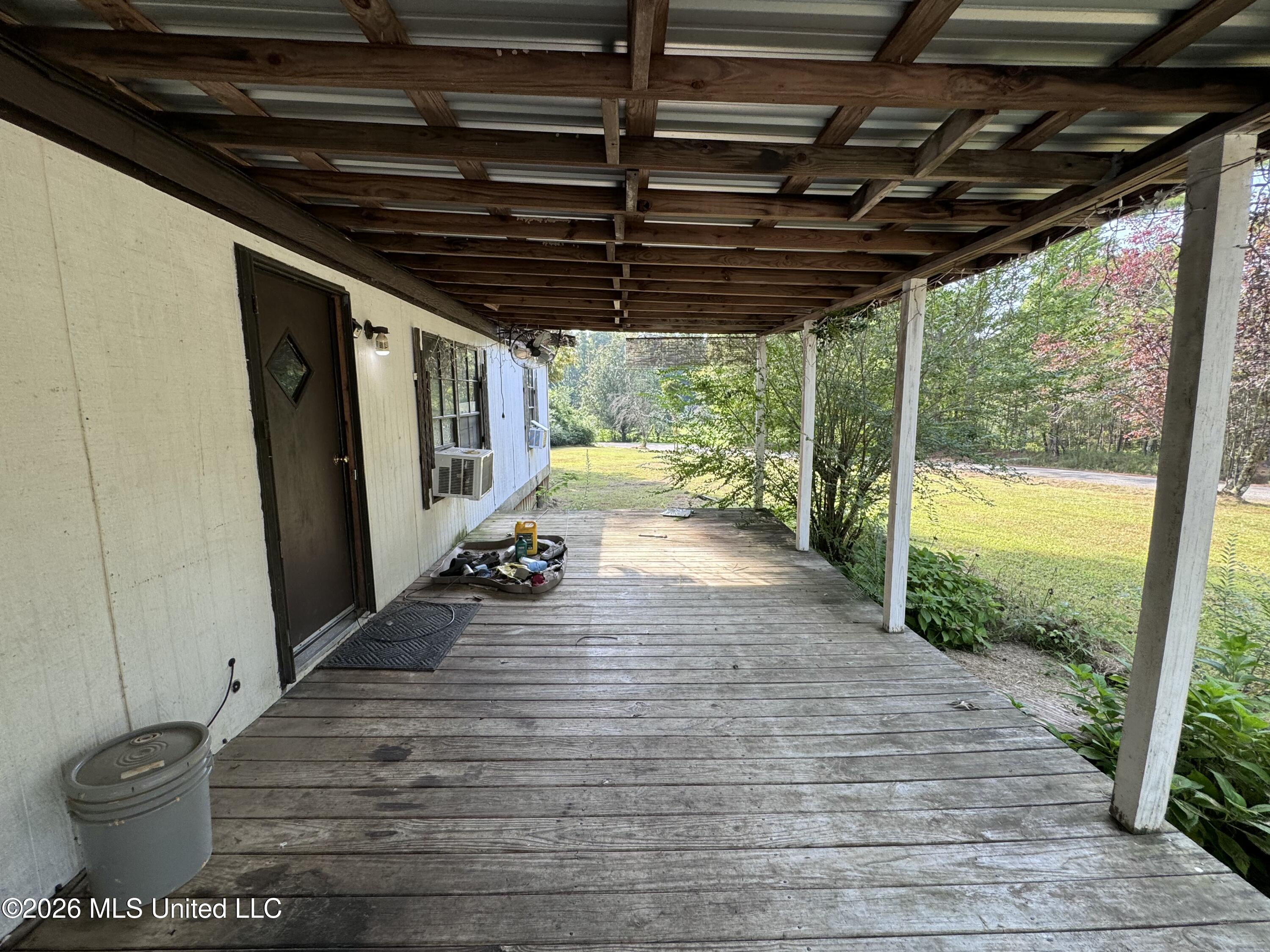 323 Burton Road Property Photo 2