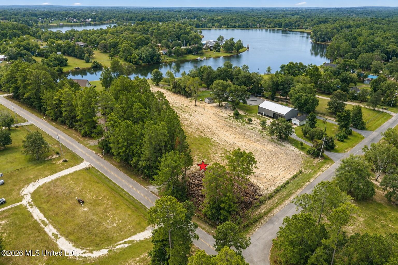 Twin Lakes Drive Property Photo 1
