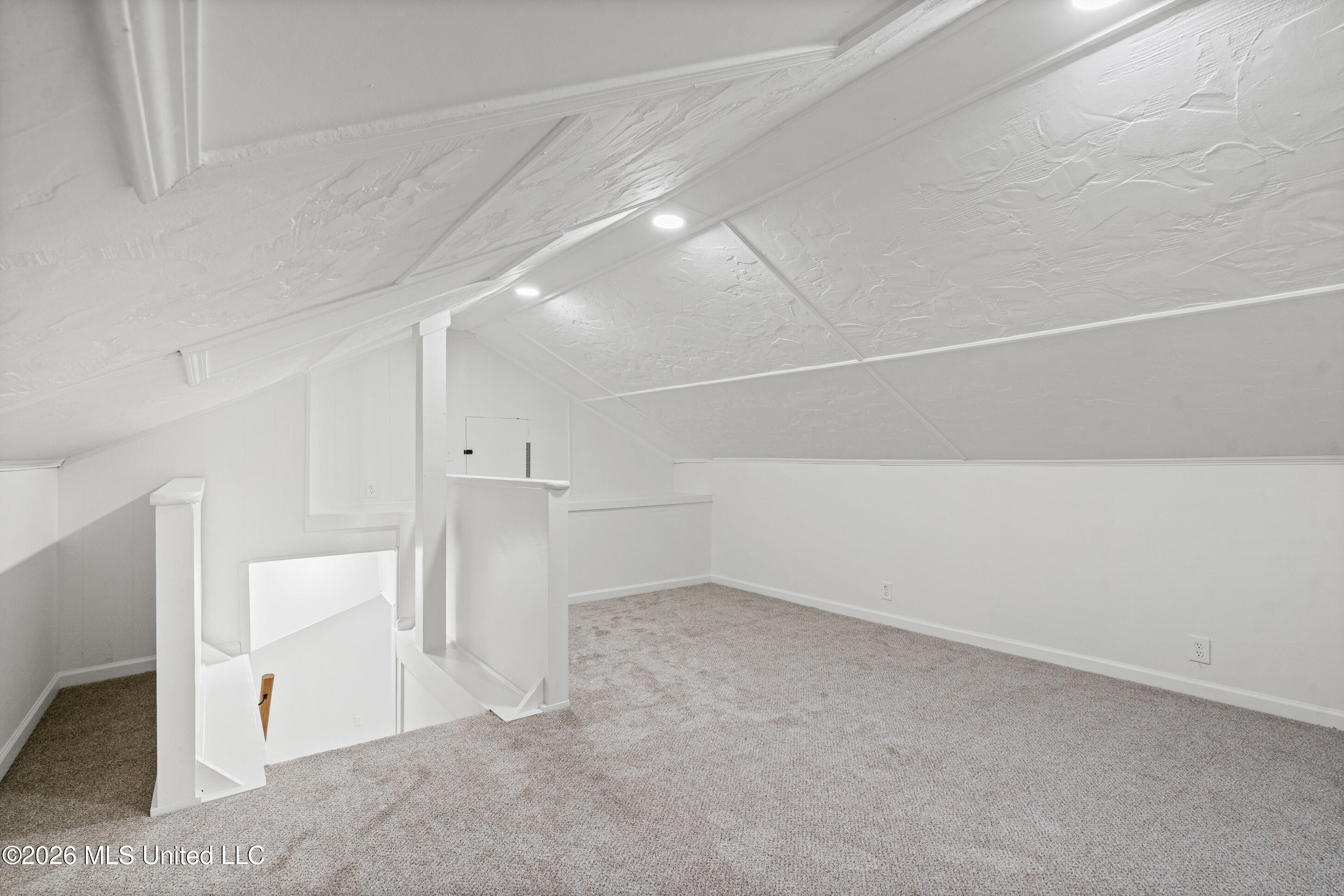 6370 Sandhurst Road Property Photo 21