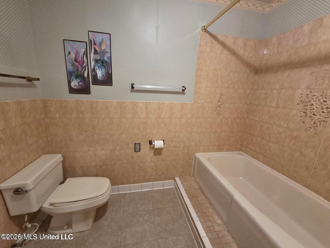 1195 N Old Canton Road Property Photo 29