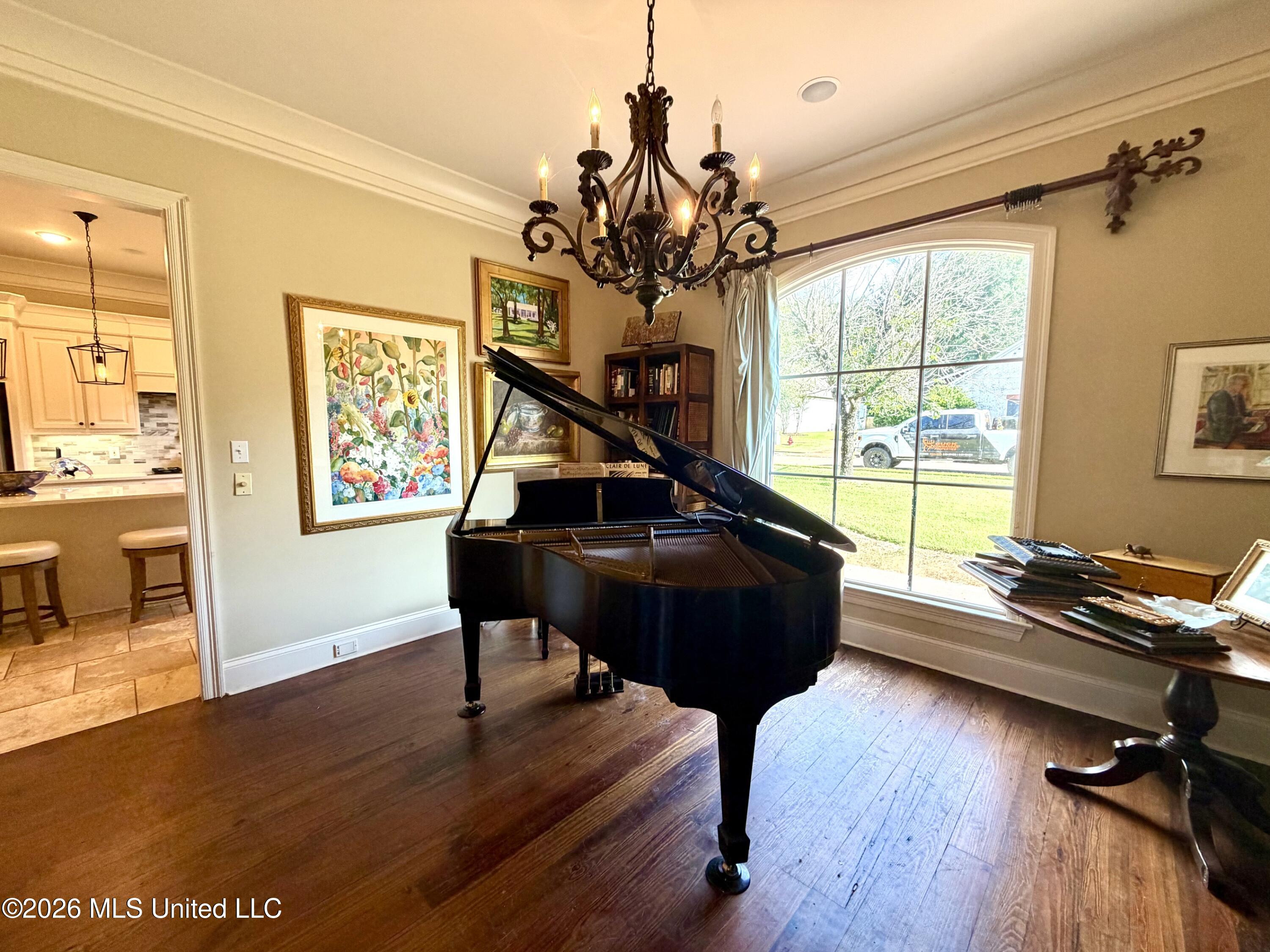 809 Beaumont Drive Property Photo 19