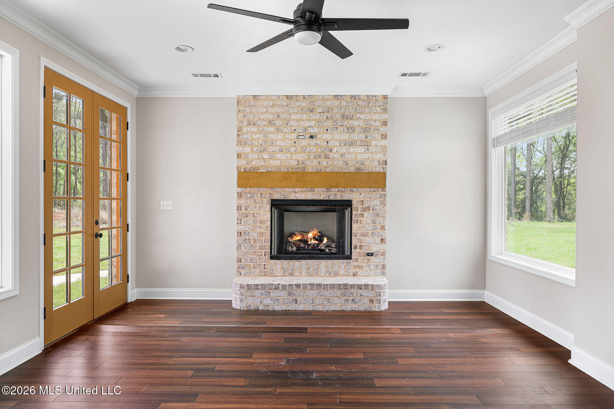 744 Georgetown Street Property Photo 14