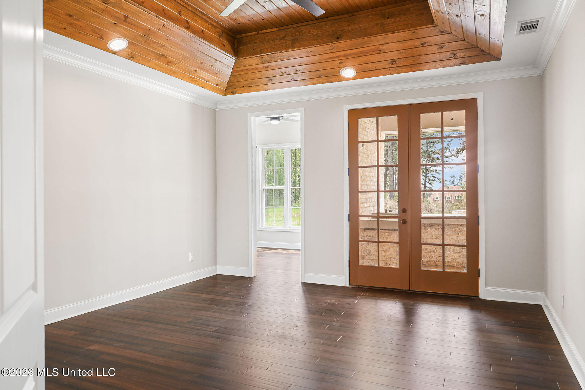 744 Georgetown Street Property Photo 15