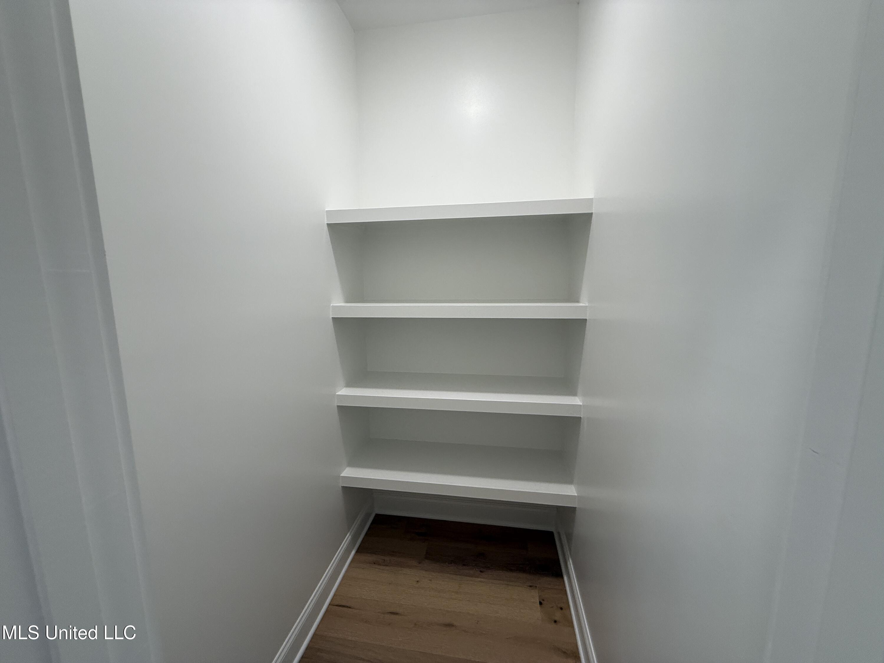 292 Wells Drive Property Photo 14
