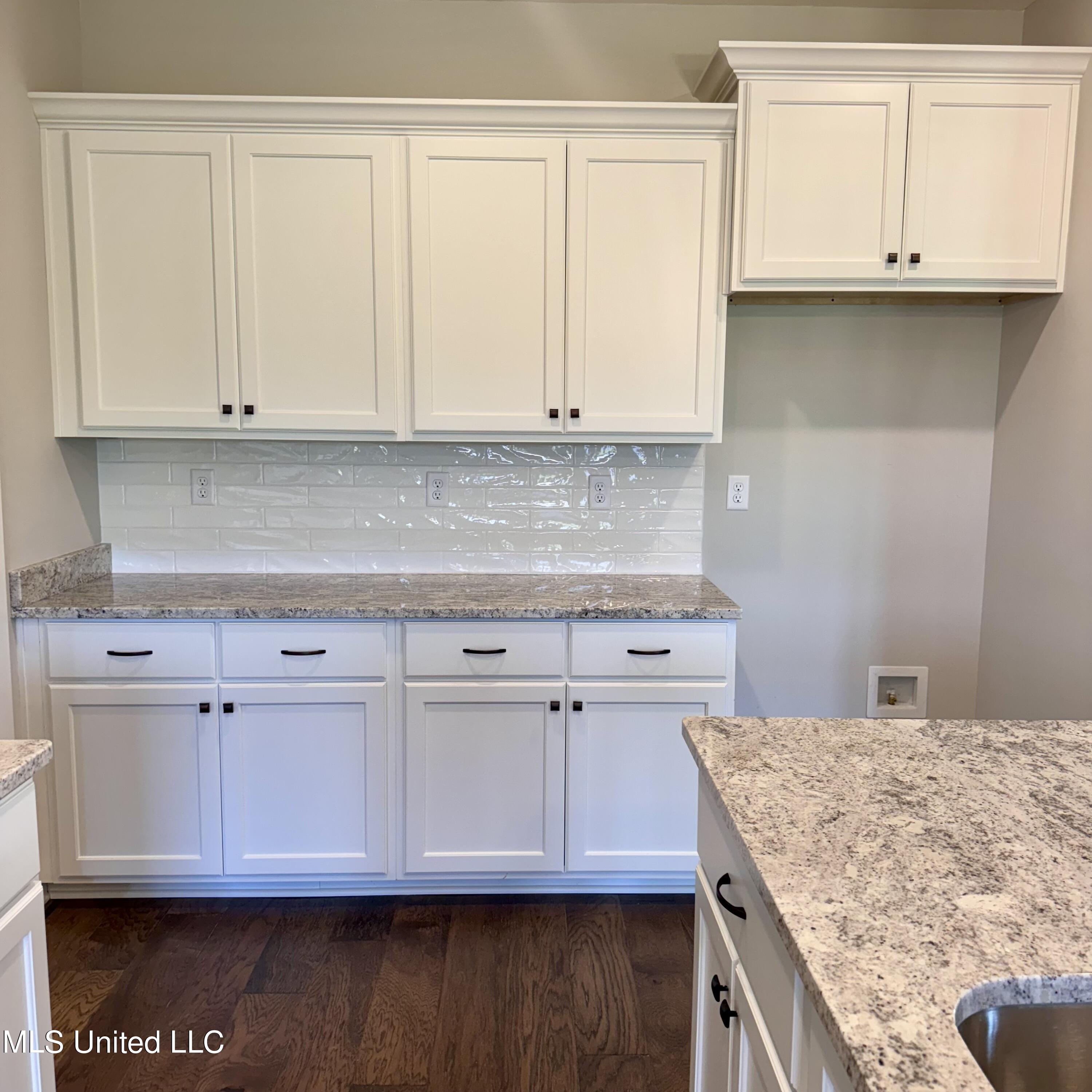7650 Thomas Riley Street Property Photo 20
