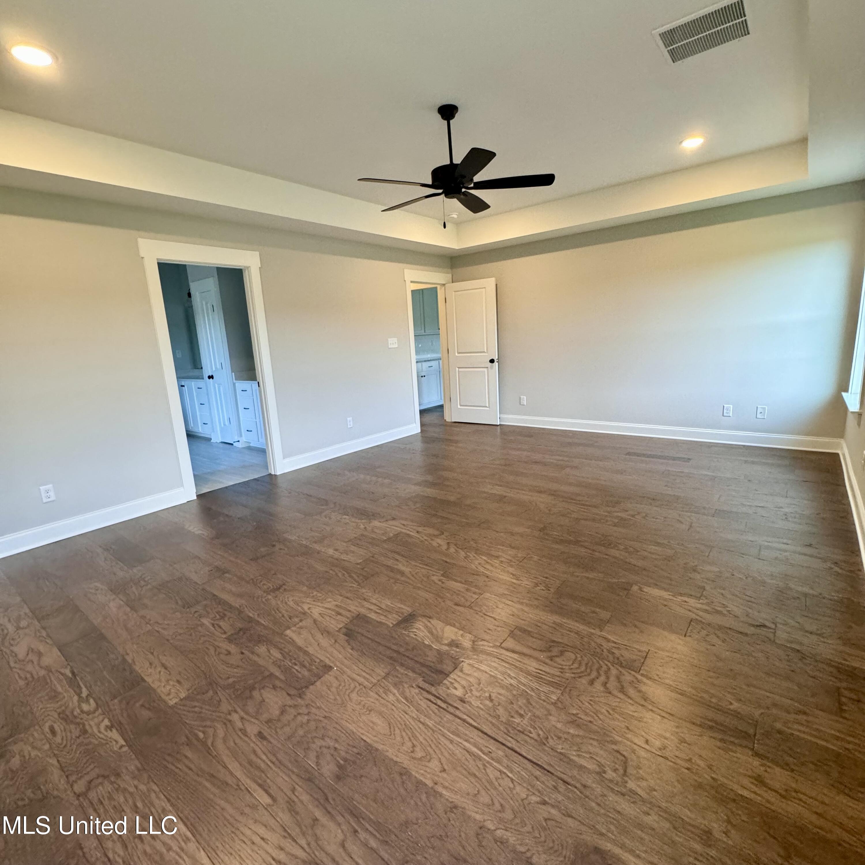 7650 Thomas Riley Street Property Photo 29