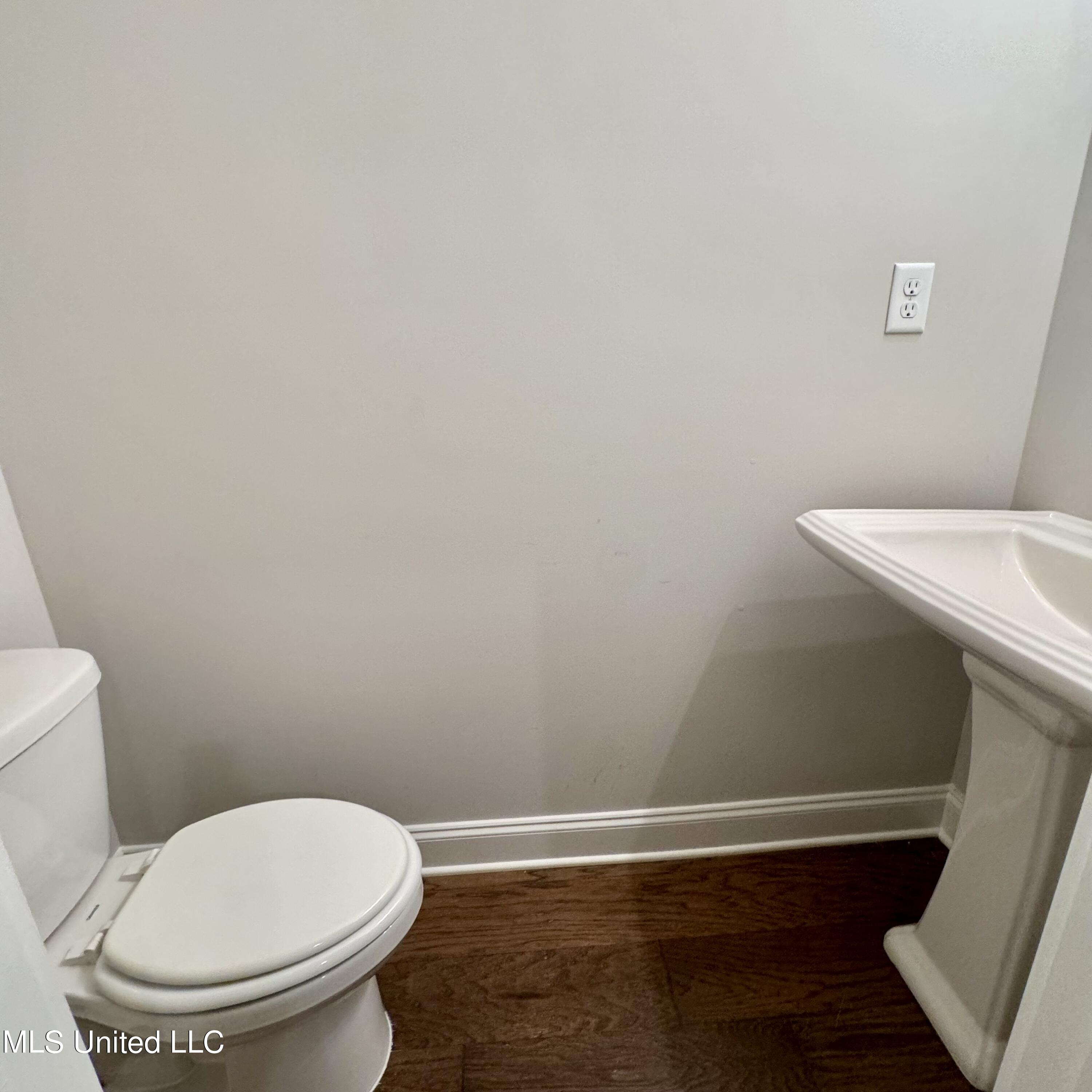 7650 Thomas Riley Street Property Photo 49