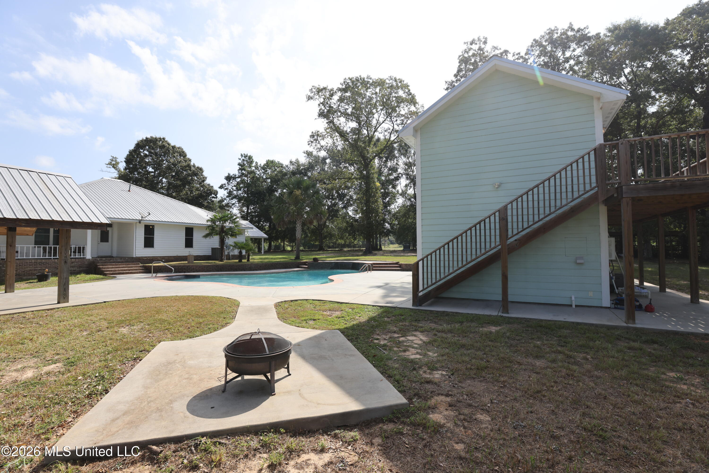 103 Harlan Davis Road Property Photo 9