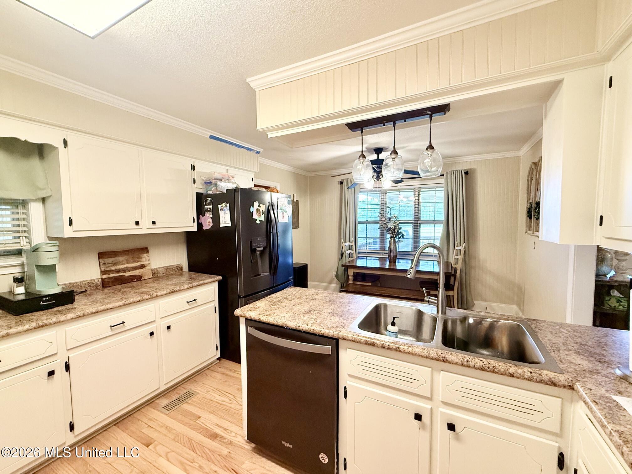 8807 Newell Road Property Photo 11