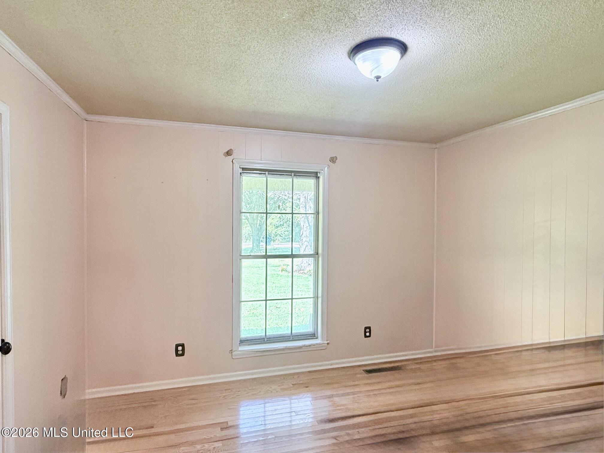 8807 Newell Road Property Photo 12