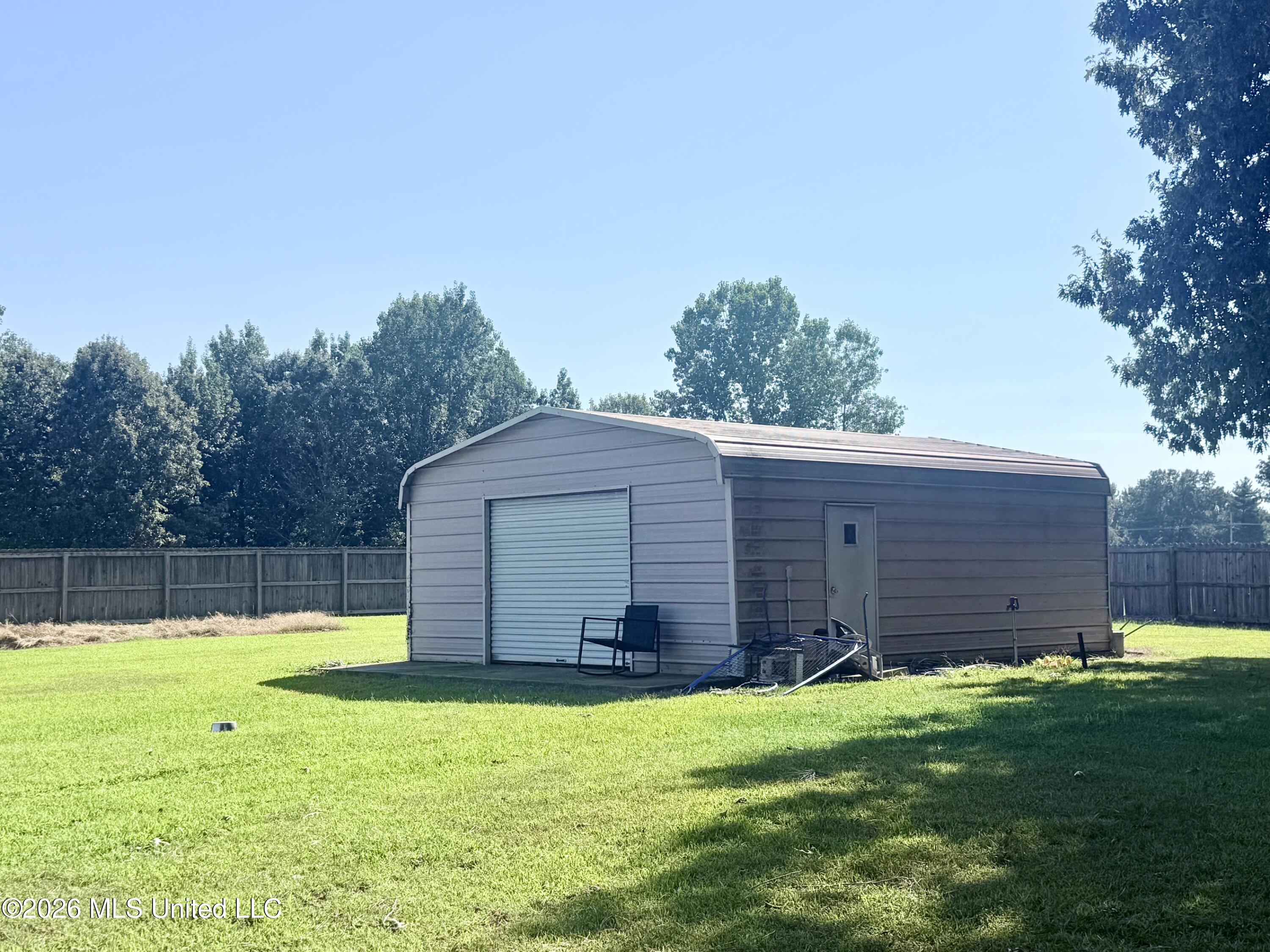 8807 Newell Road Property Photo 25