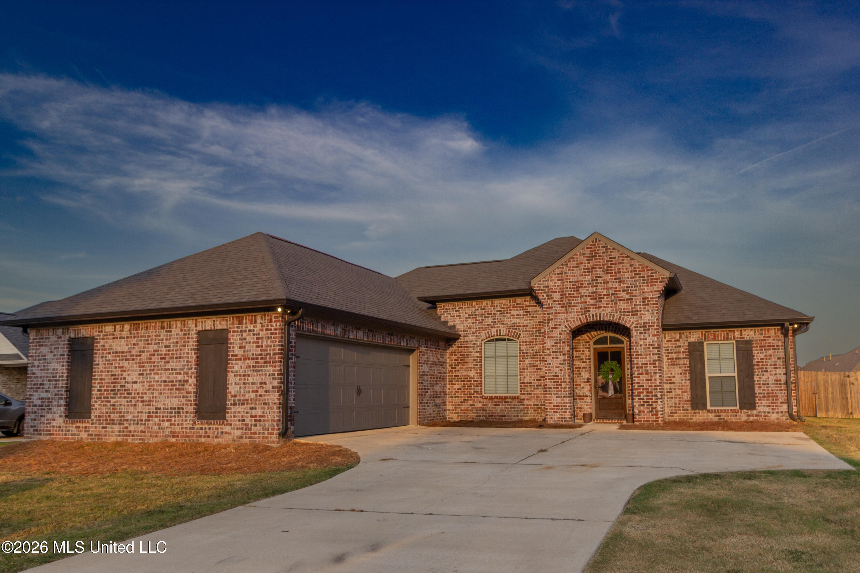 115 Chartleigh Circle Property Photo 1