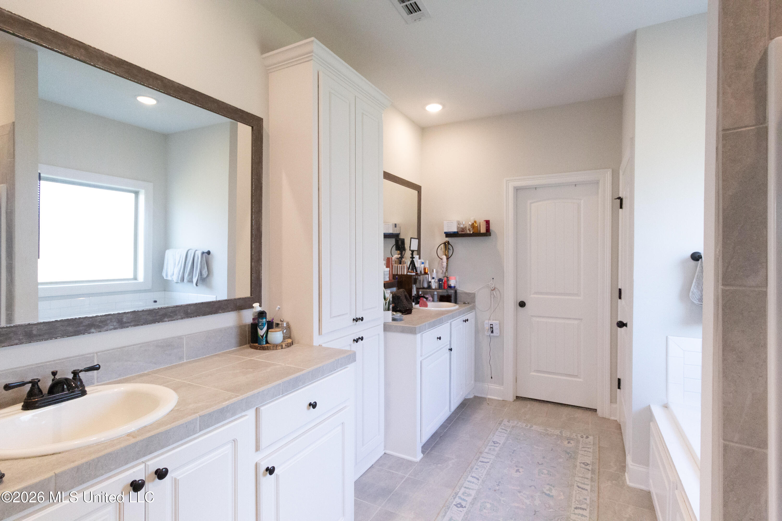 115 Chartleigh Circle Property Photo 12