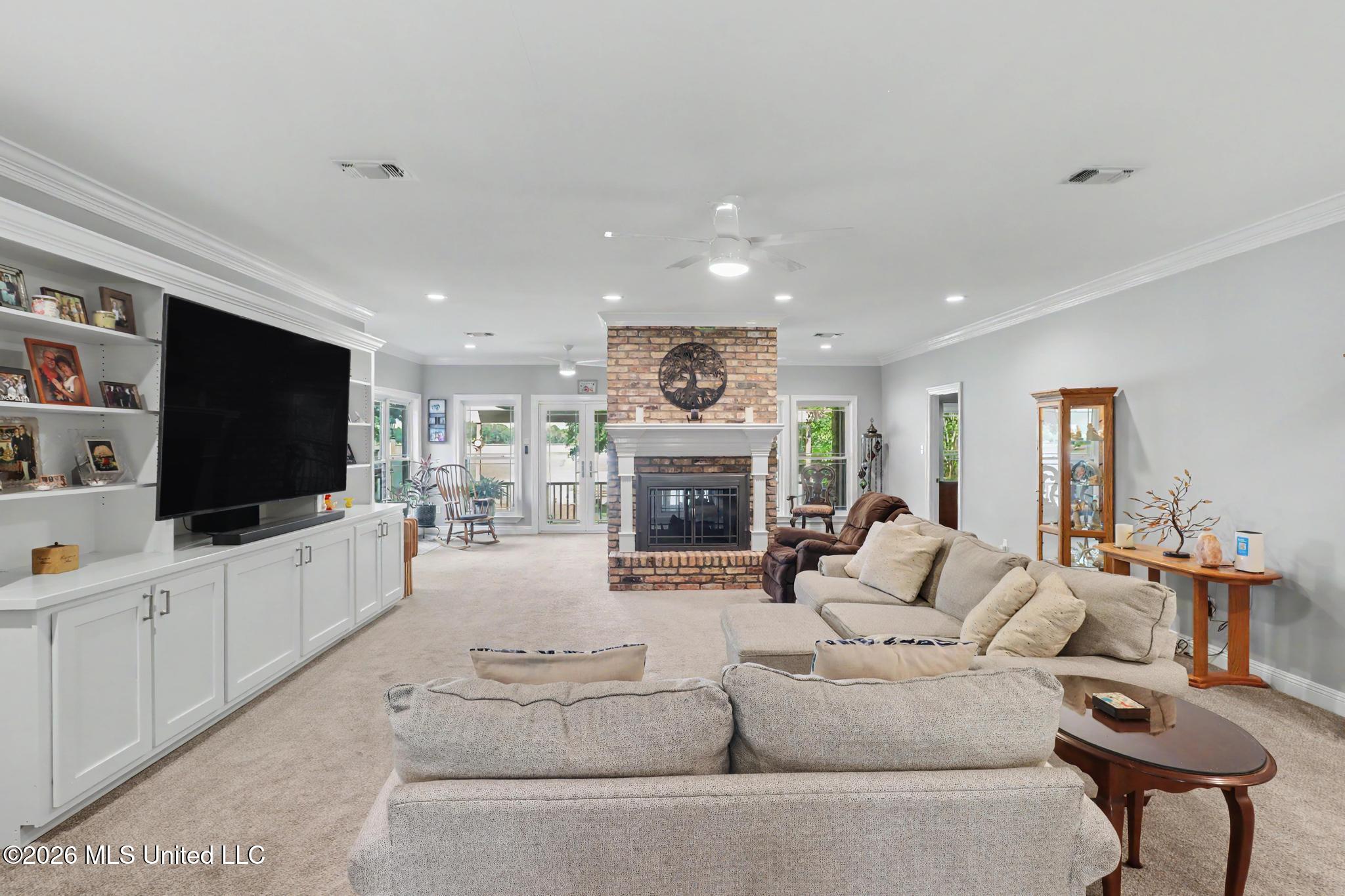 12236 Windance Drive Property Photo 5