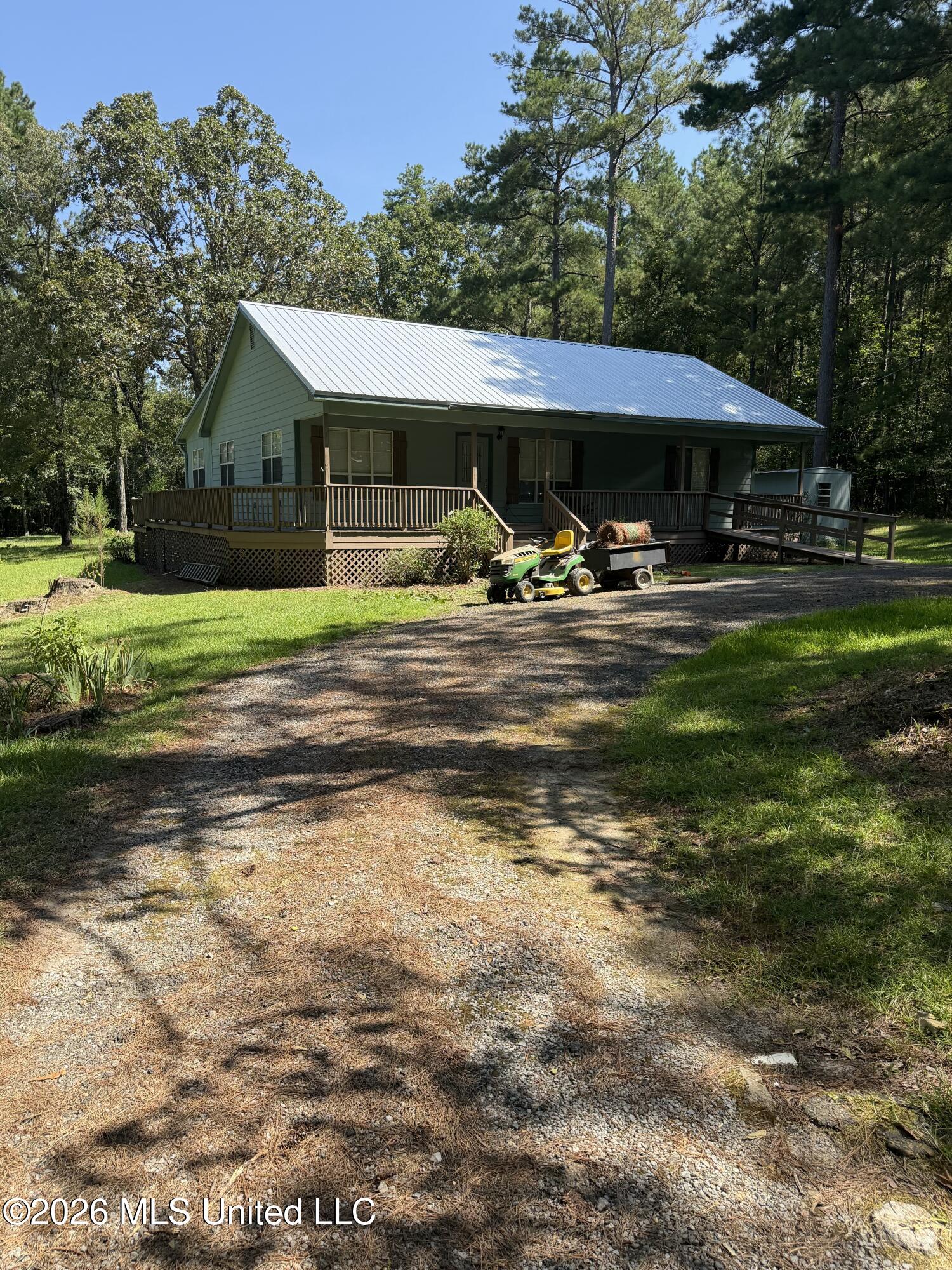 110 Mccormack Circle Property Photo 3