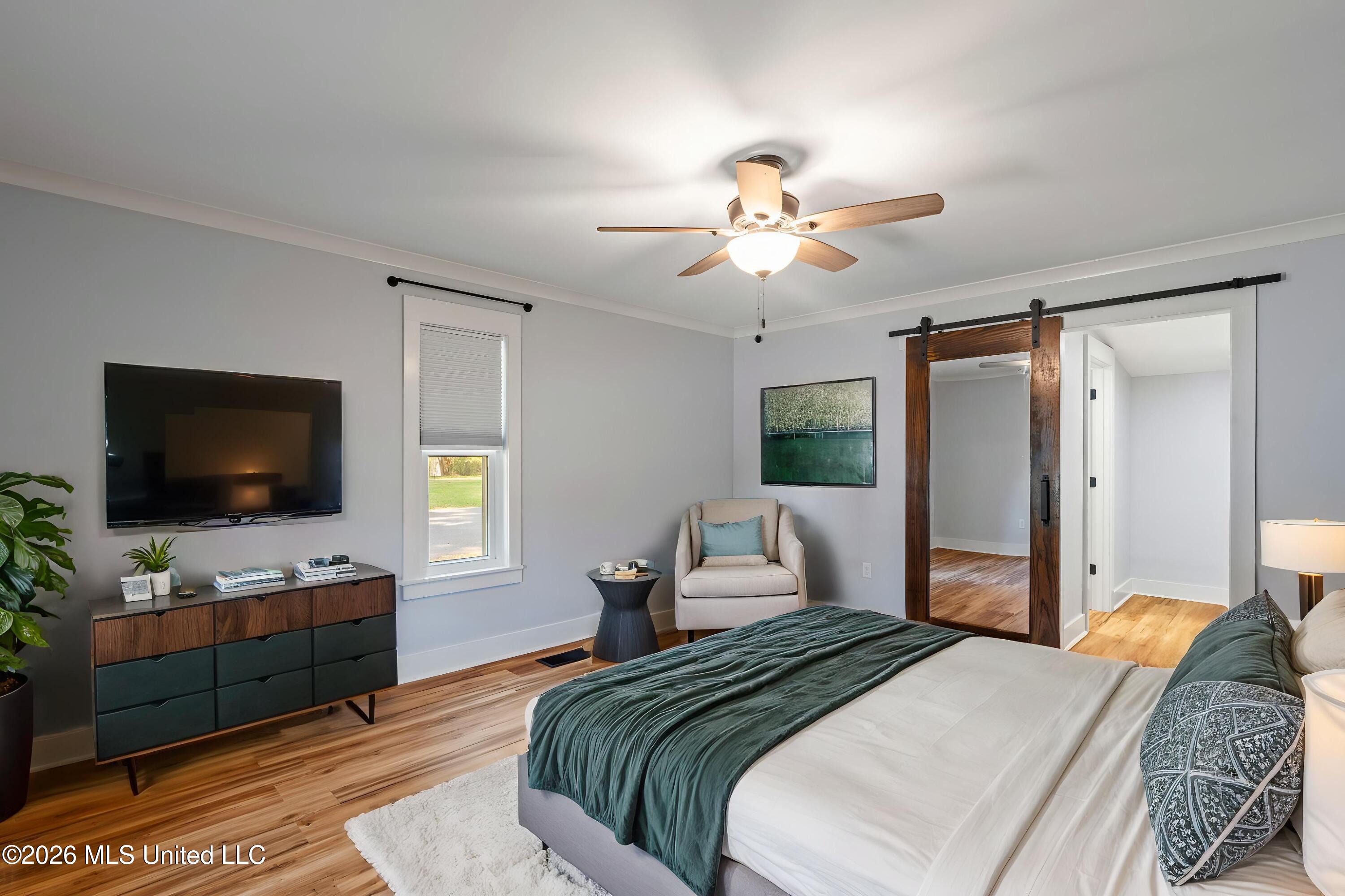 100 Poplar Street Property Photo 18