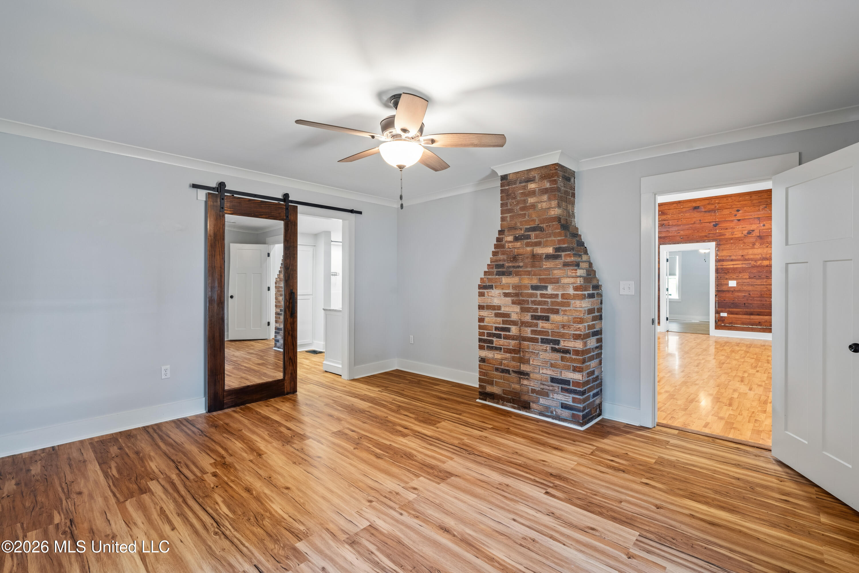 100 Poplar Street Property Photo 21