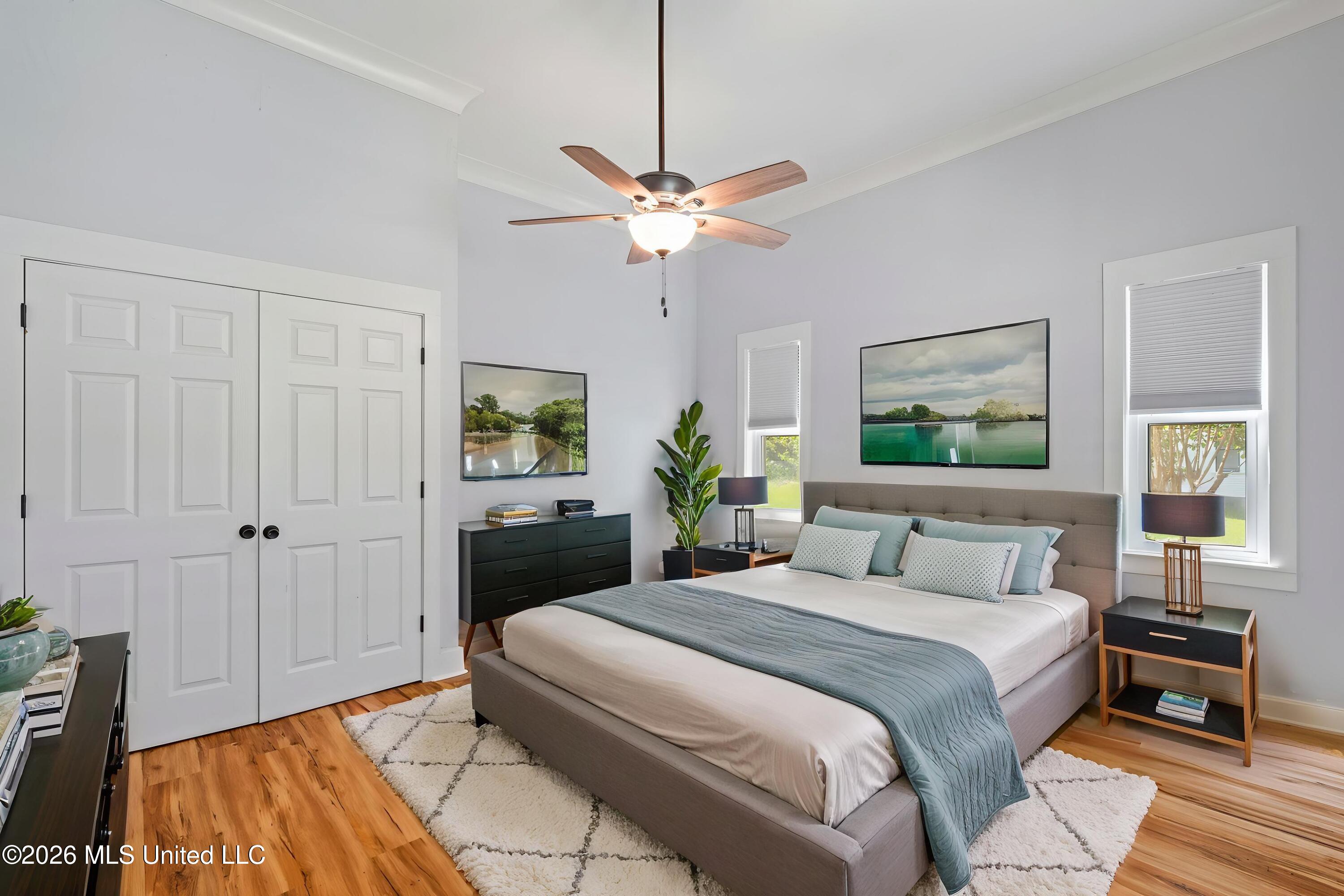 100 Poplar Street Property Photo 26