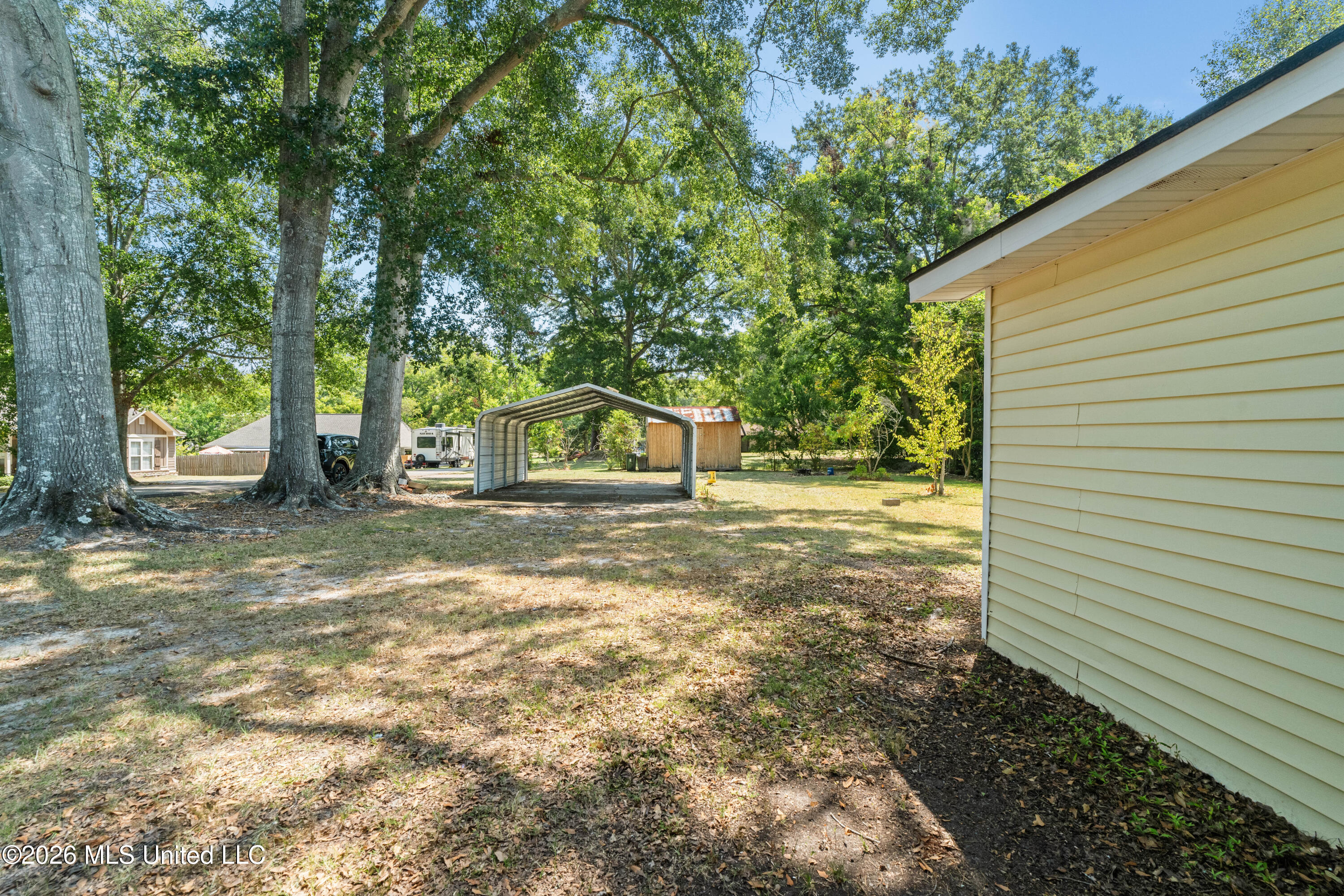 100 Poplar Street Property Photo 39