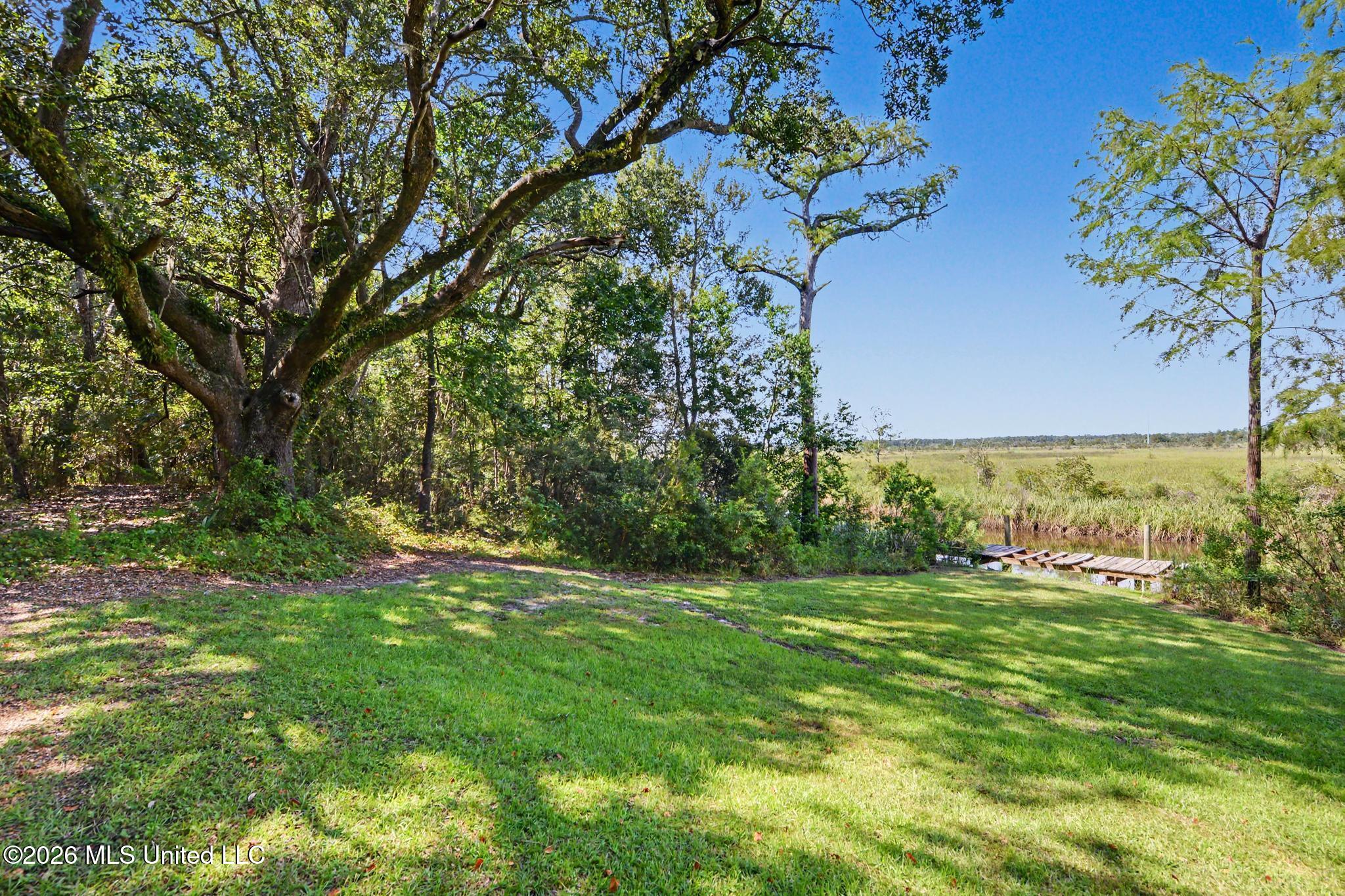 5526 Lancaster Lane Property Photo 4