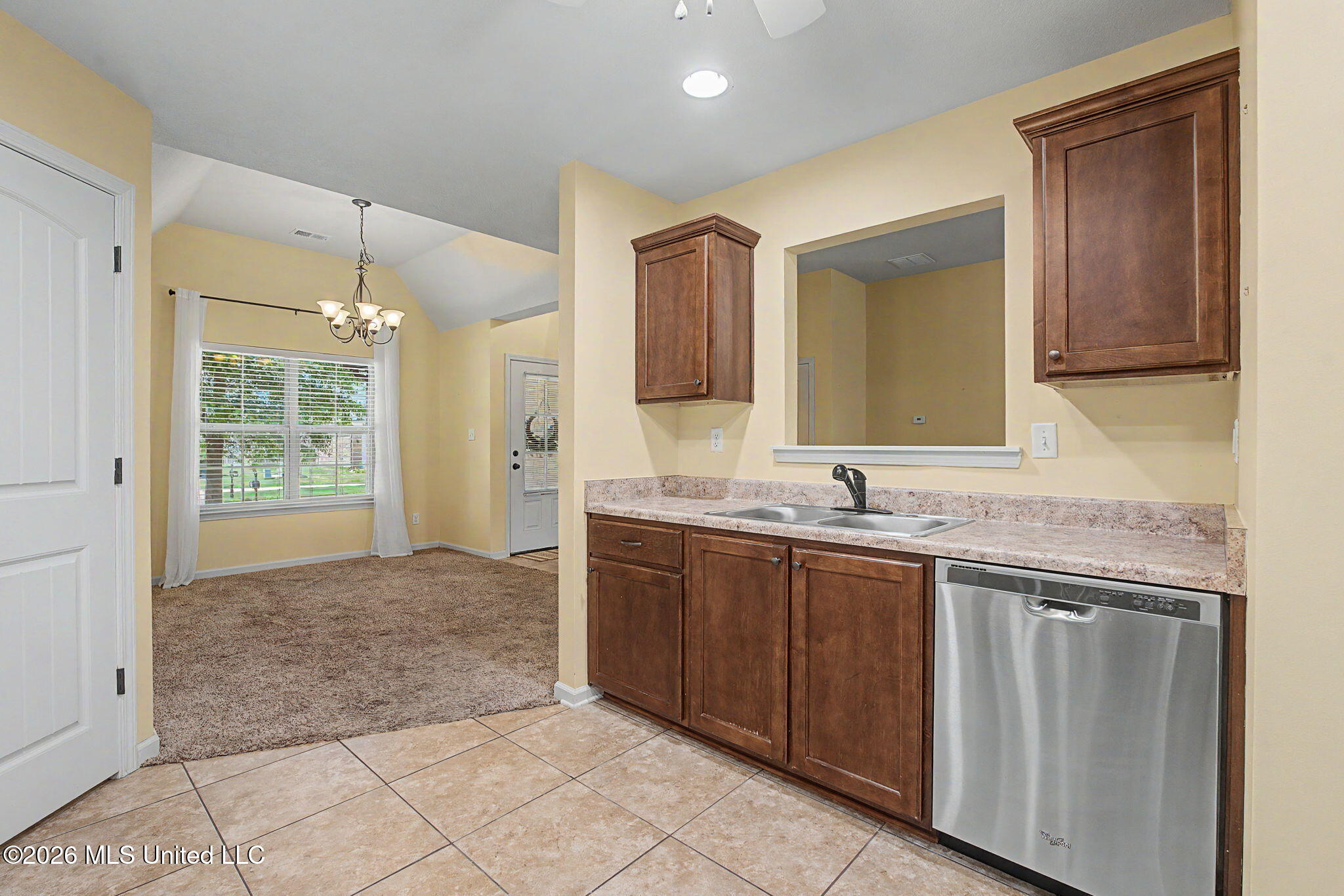 7904 Silverbell Street Property Photo 15