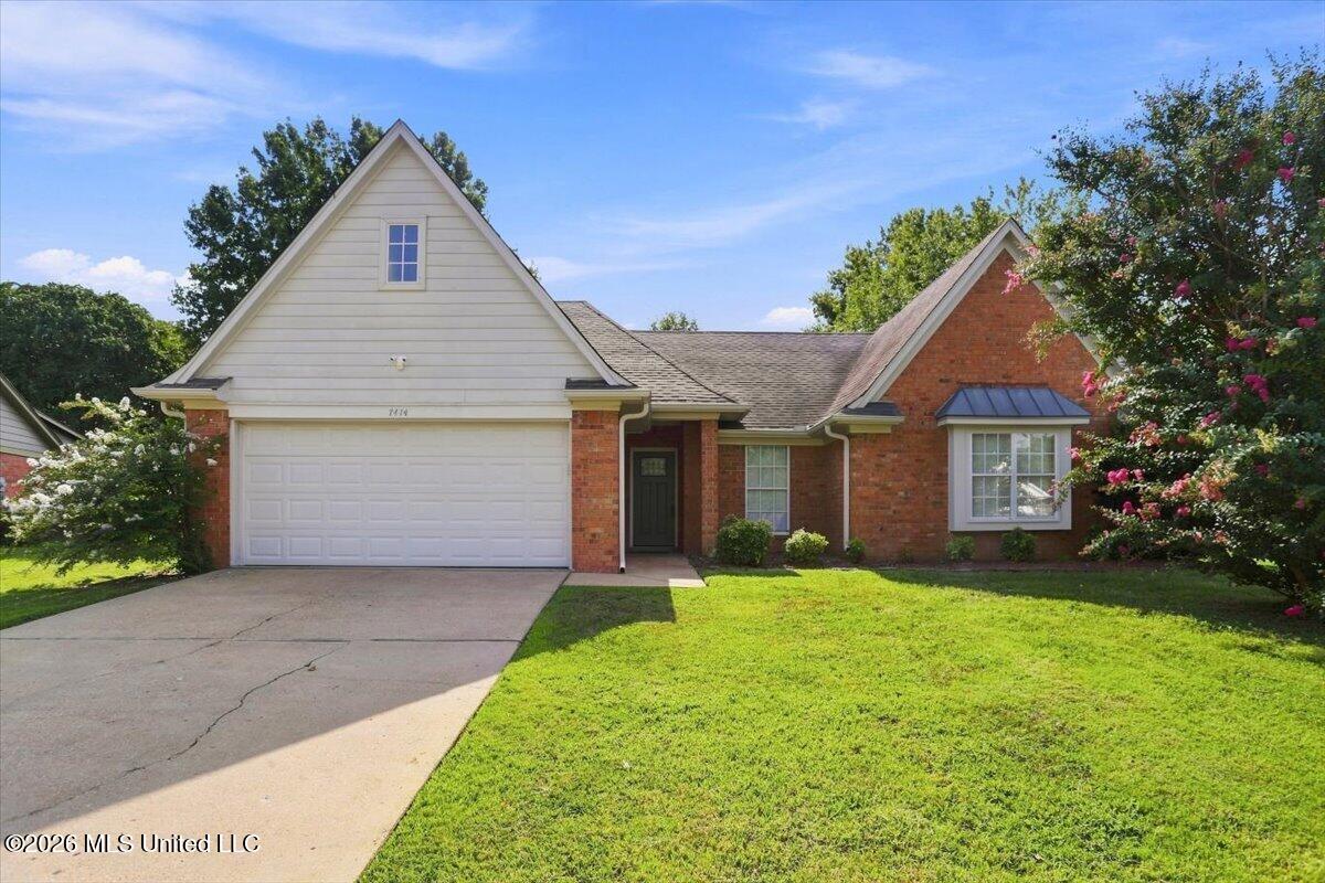 7414 Hunters Hollow Lane Property Photo 2