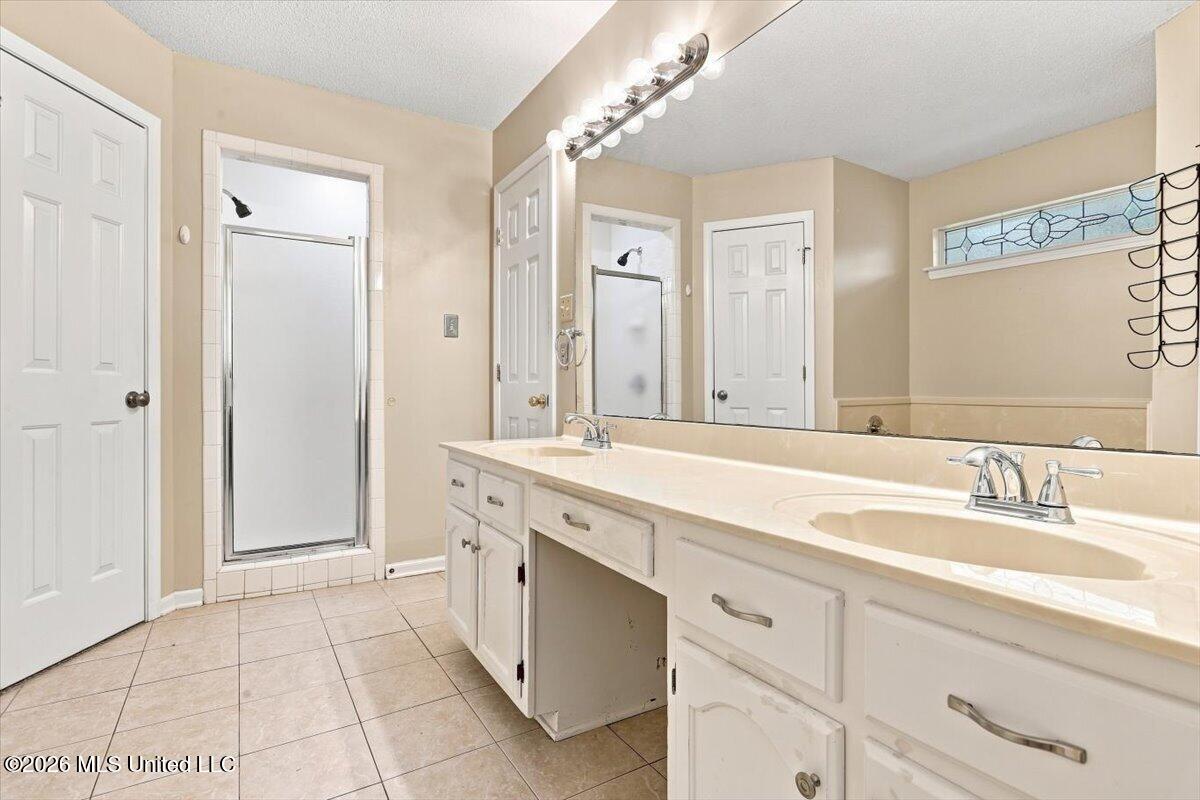 7414 Hunters Hollow Lane Property Photo 23