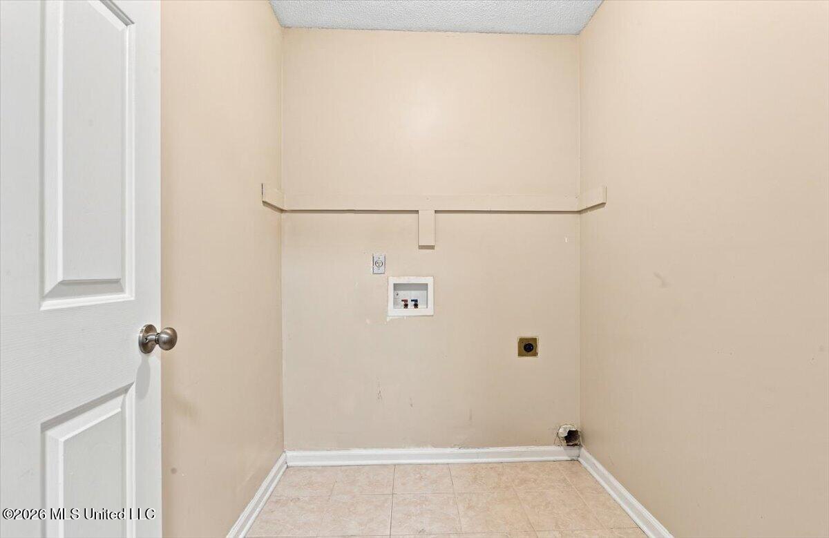 7414 Hunters Hollow Lane Property Photo 33