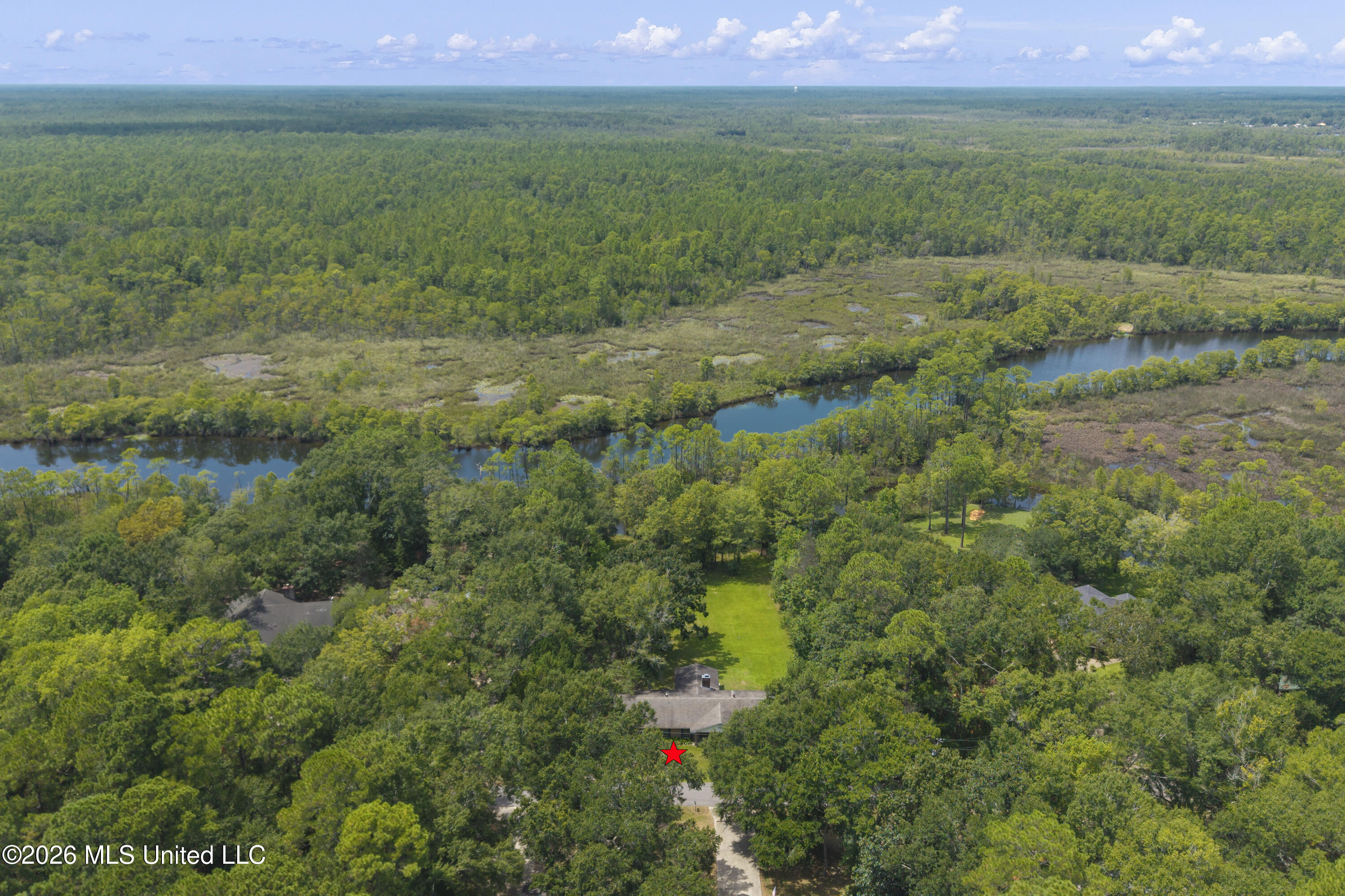 2236 Brookside Drive Property Photo 4