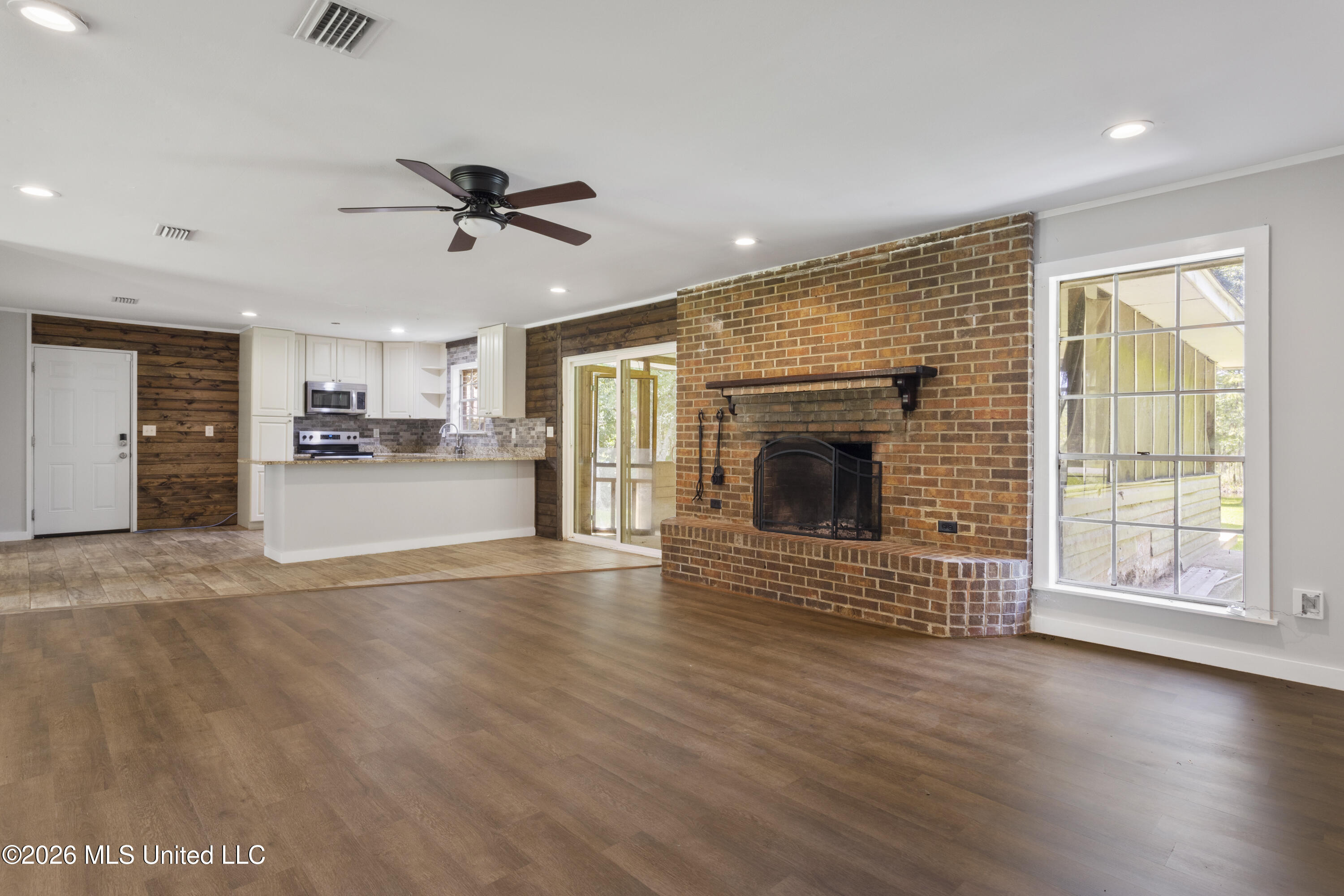 2236 Brookside Drive Property Photo 15