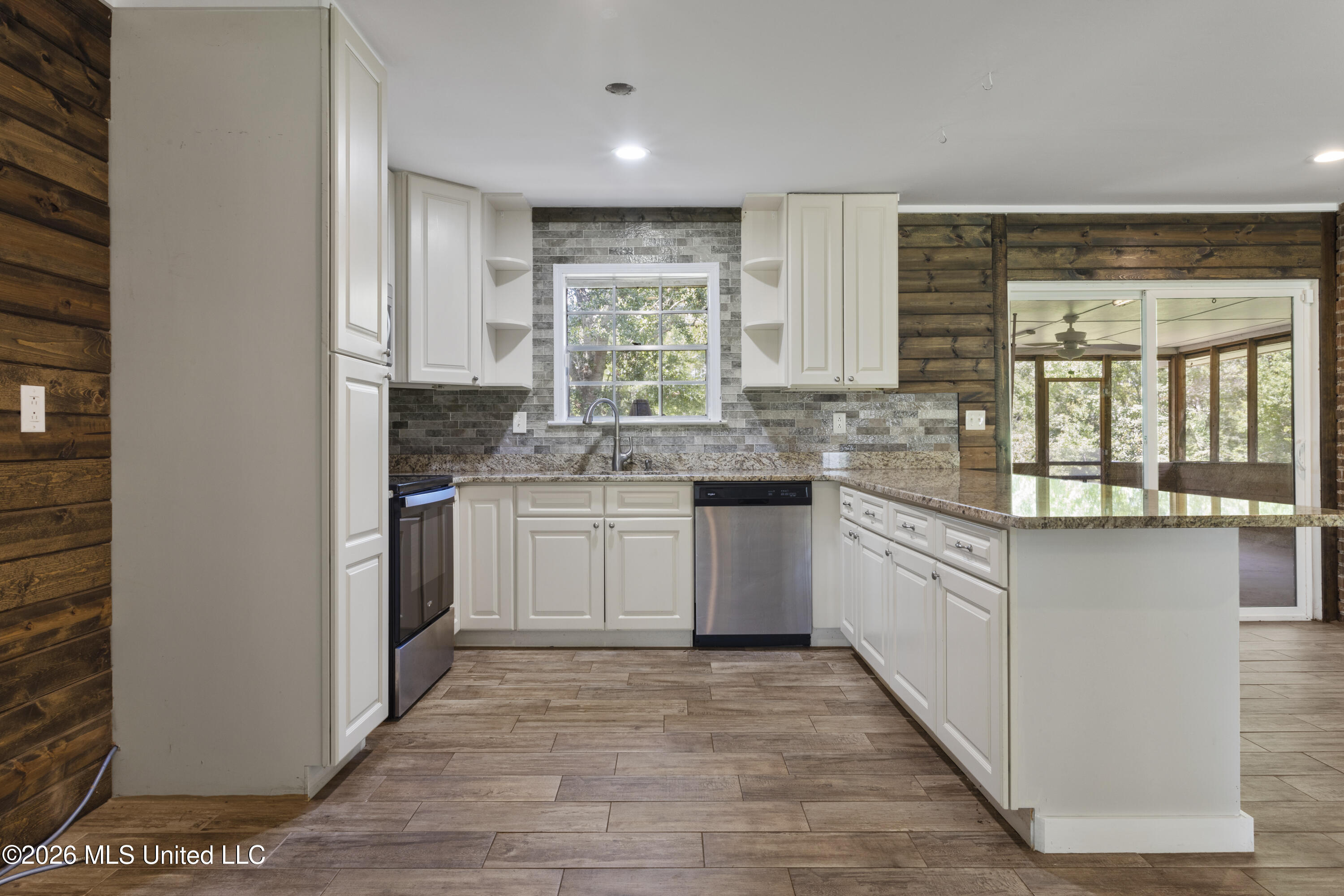 2236 Brookside Drive Property Photo 19