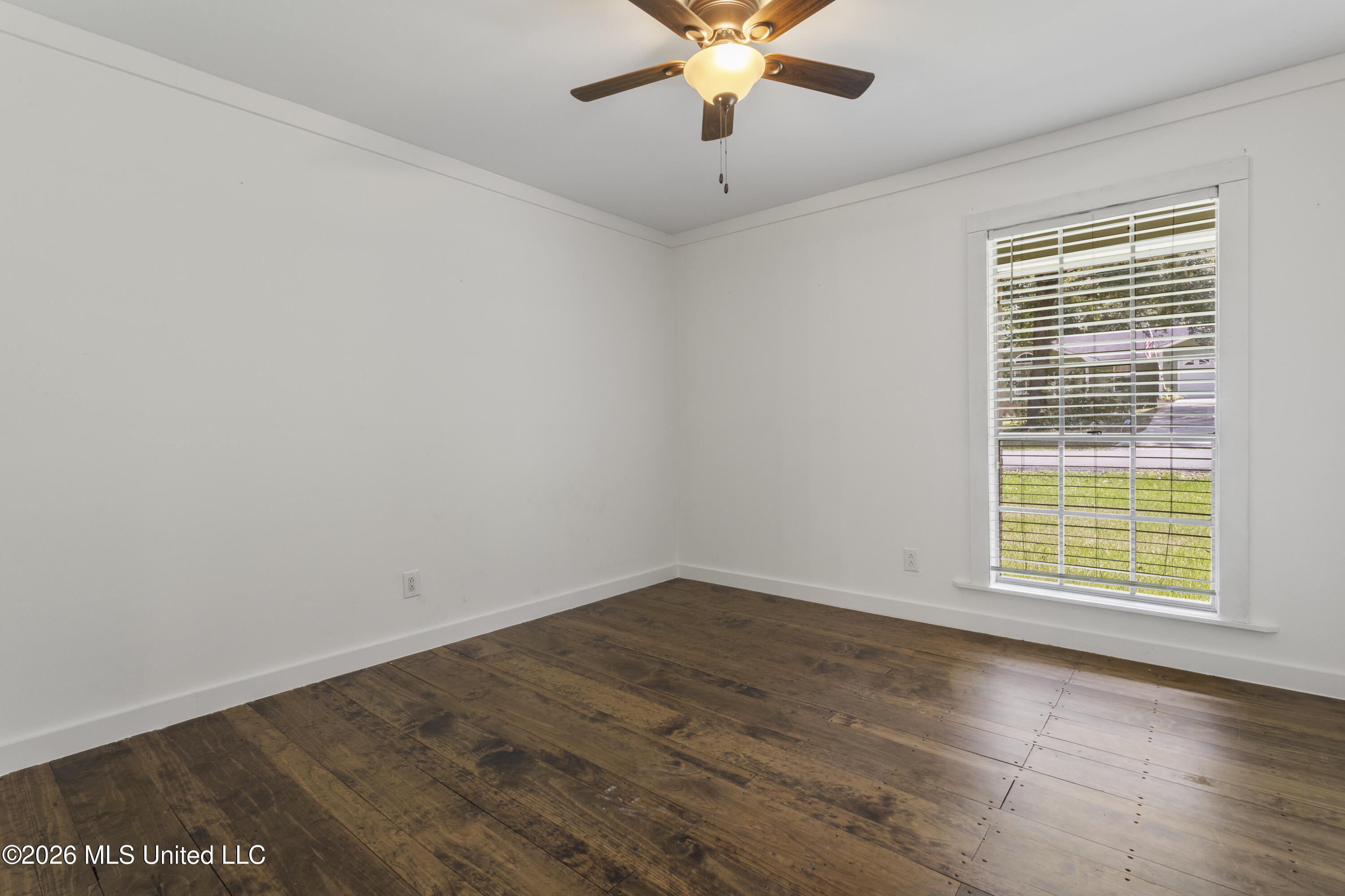 2236 Brookside Drive Property Photo 28