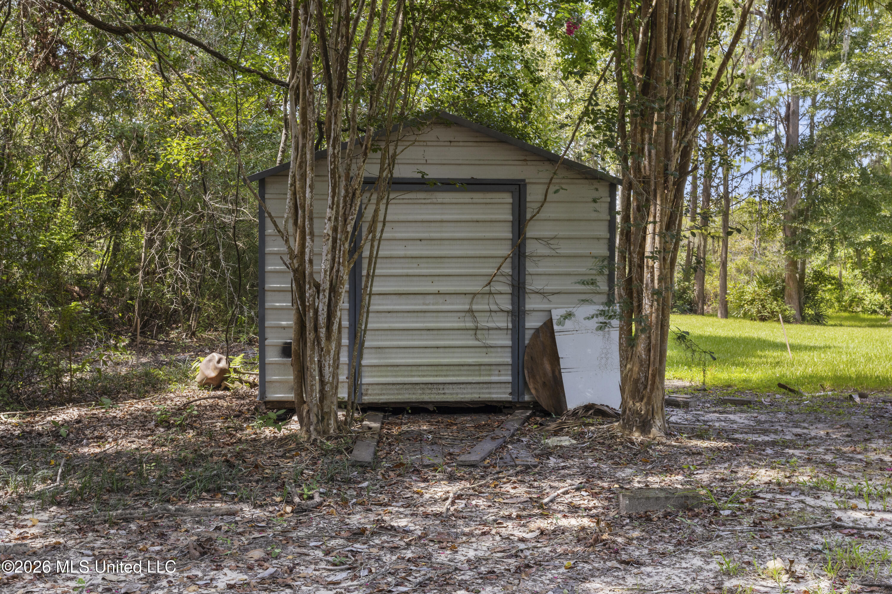 2236 Brookside Drive Property Photo 35