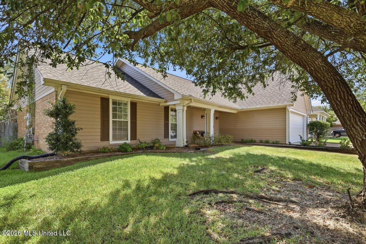 6016 Hawthorne Hill Road Property Photo 2