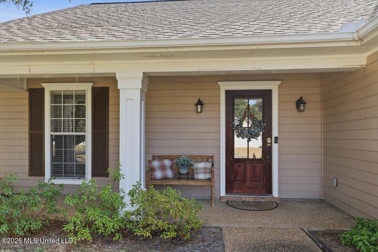 6016 Hawthorne Hill Road Property Photo 3