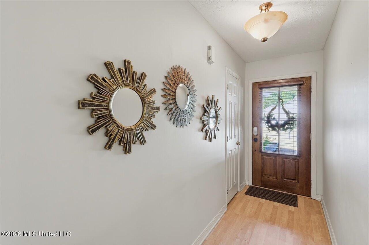 6016 Hawthorne Hill Road Property Photo 4
