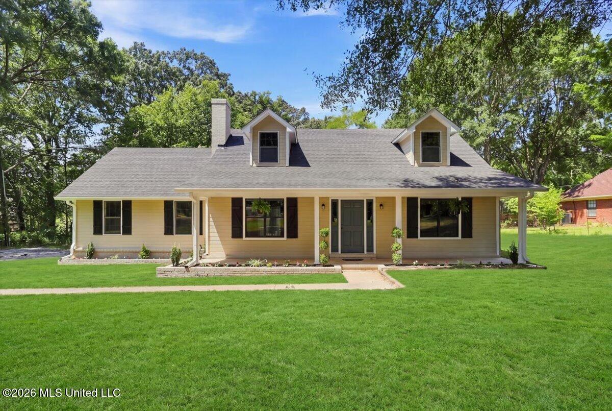 9105 Center Hill Road Property Photo 1