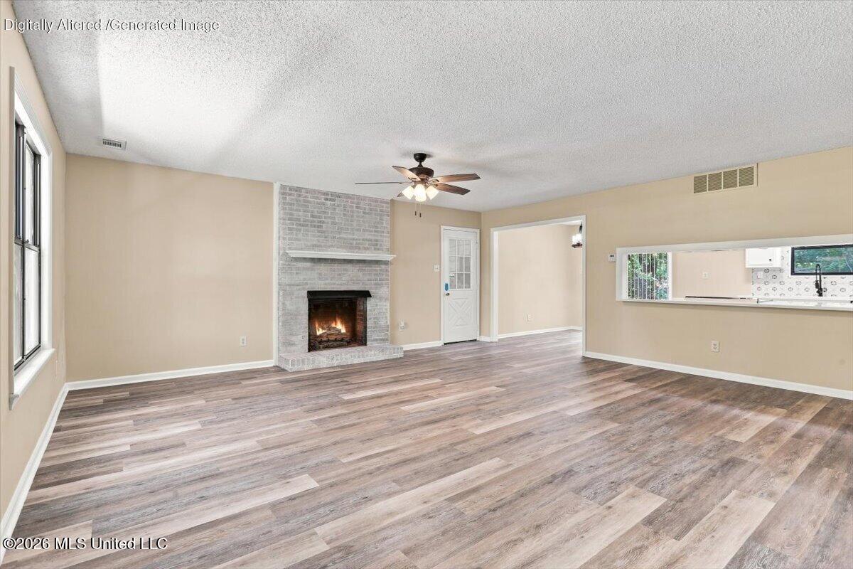 9105 Center Hill Road Property Photo 9