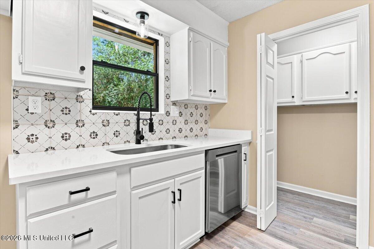 9105 Center Hill Road Property Photo 16