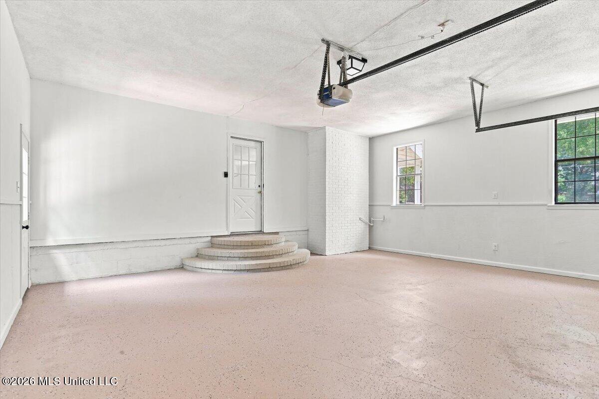 9105 Center Hill Road Property Photo 30