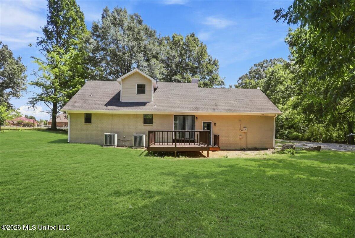 9105 Center Hill Road Property Photo 33
