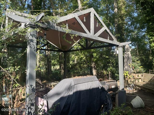 701 Memory Lane Property Photo 4