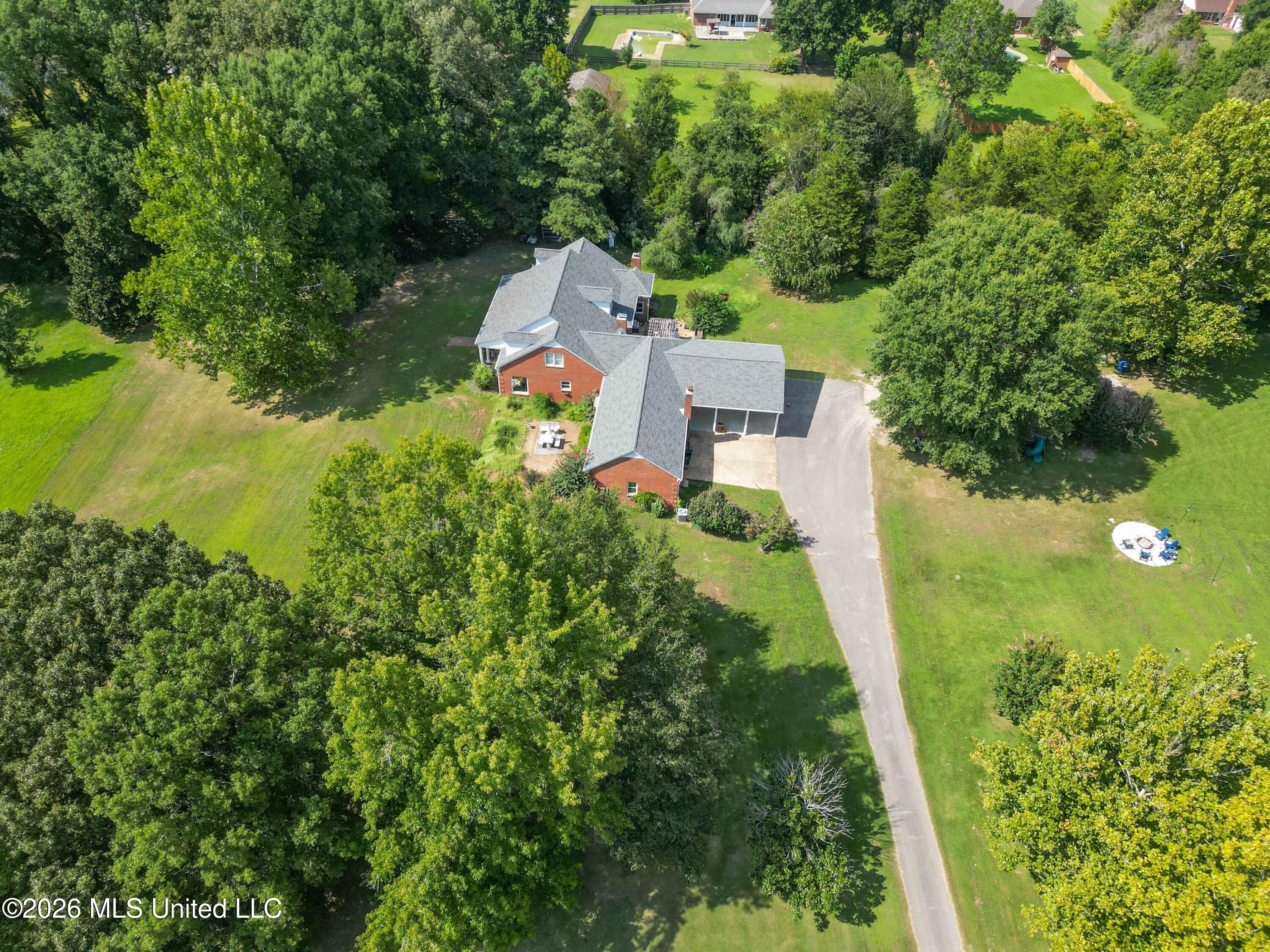 147 Singing Trees Road Property Photo 7
