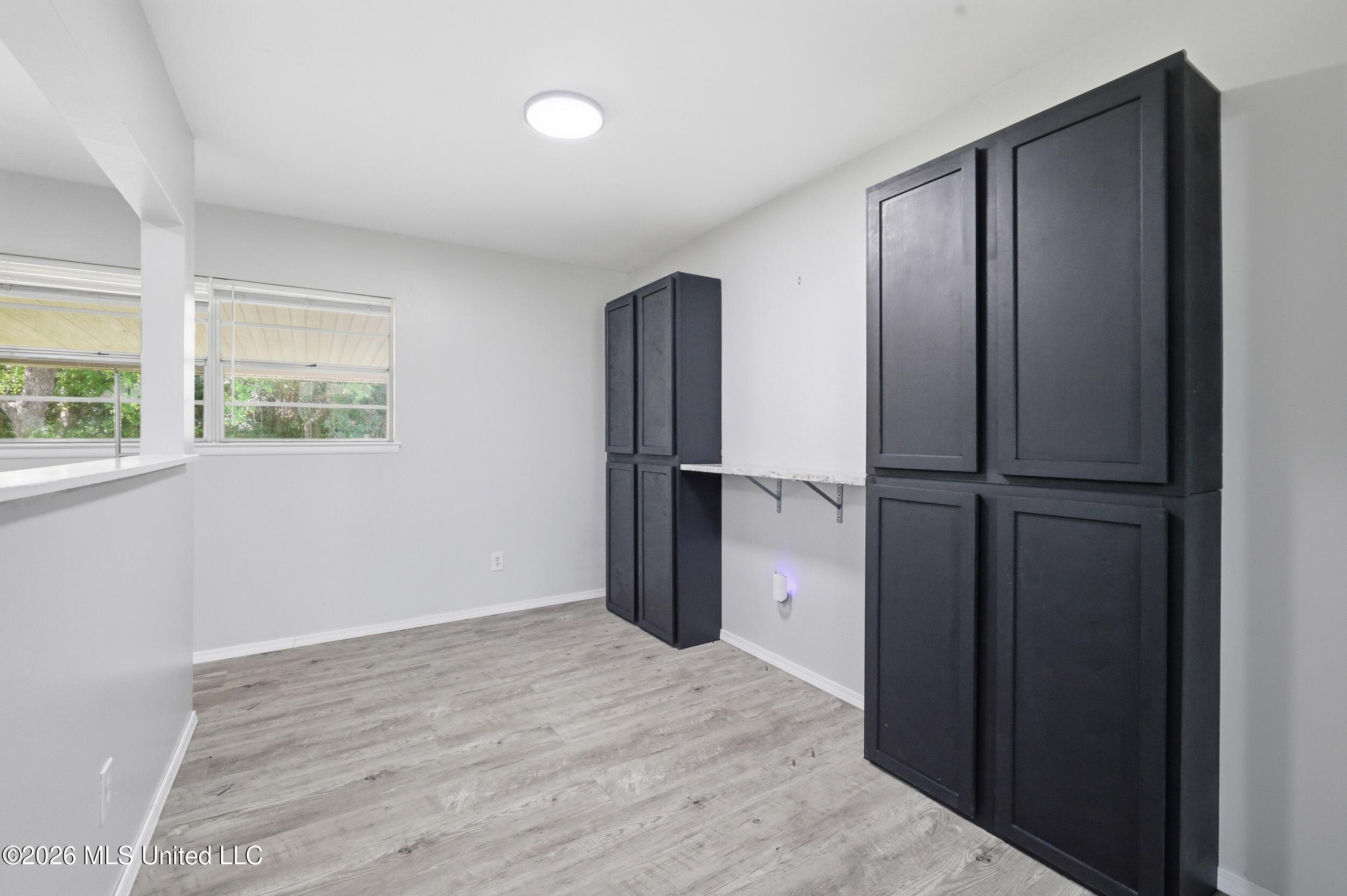 16013 Waycross Drive Property Photo 10
