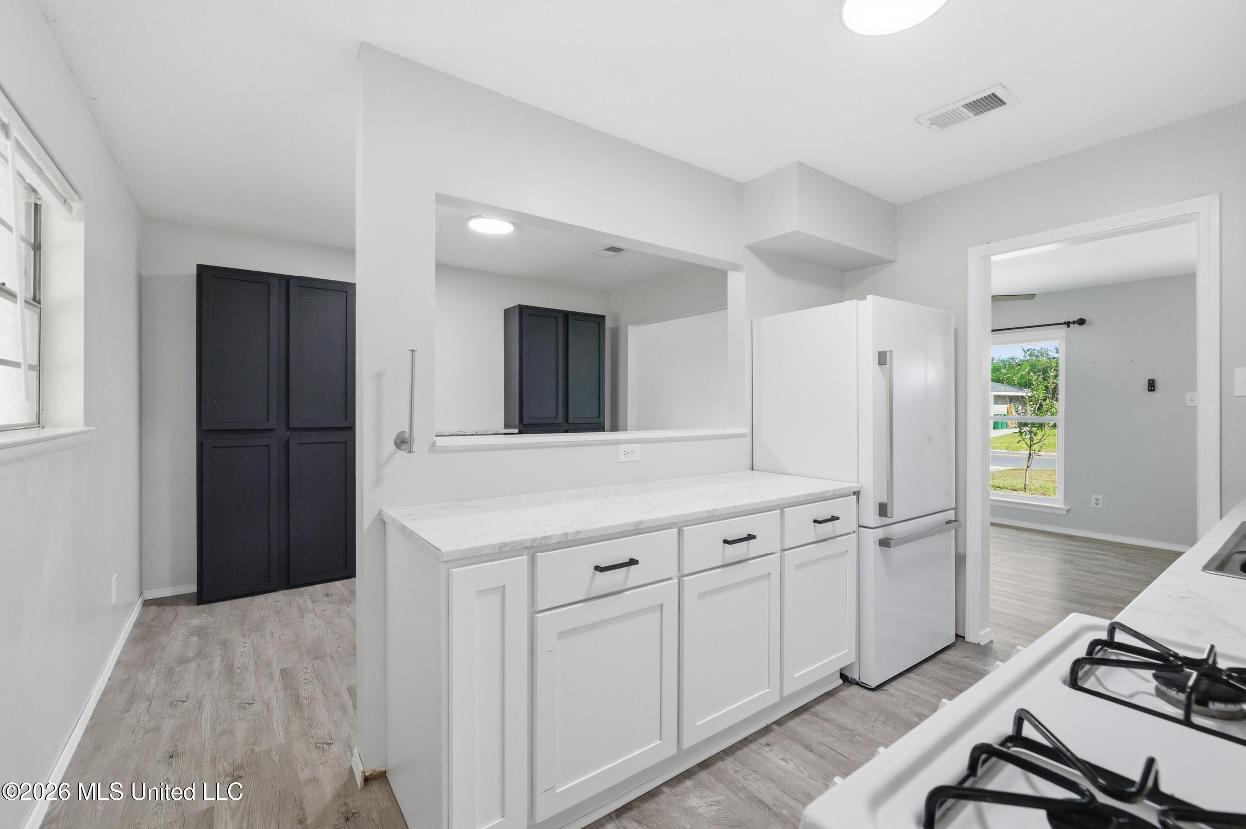 16013 Waycross Drive Property Photo 15