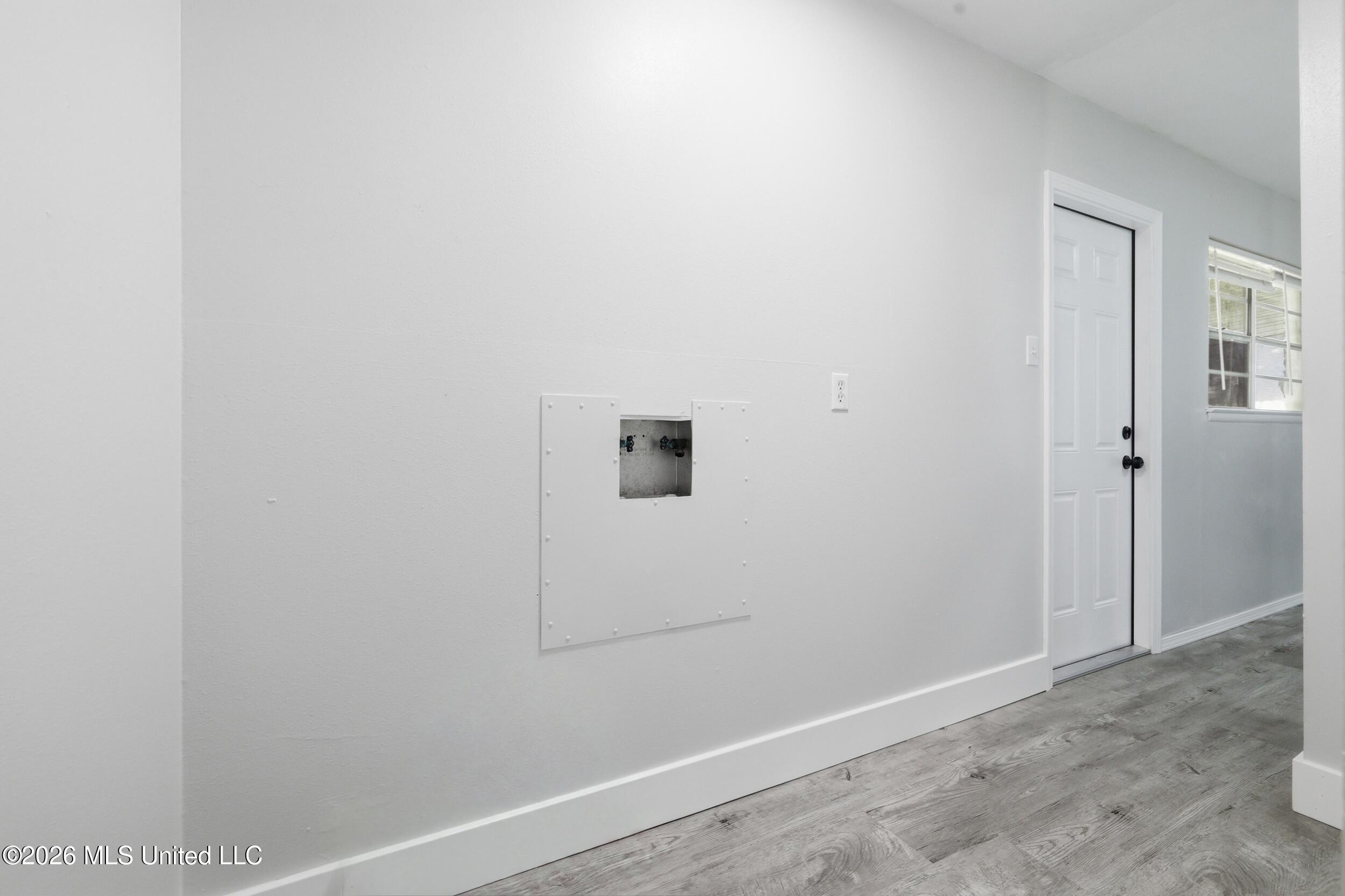 16013 Waycross Drive Property Photo 18