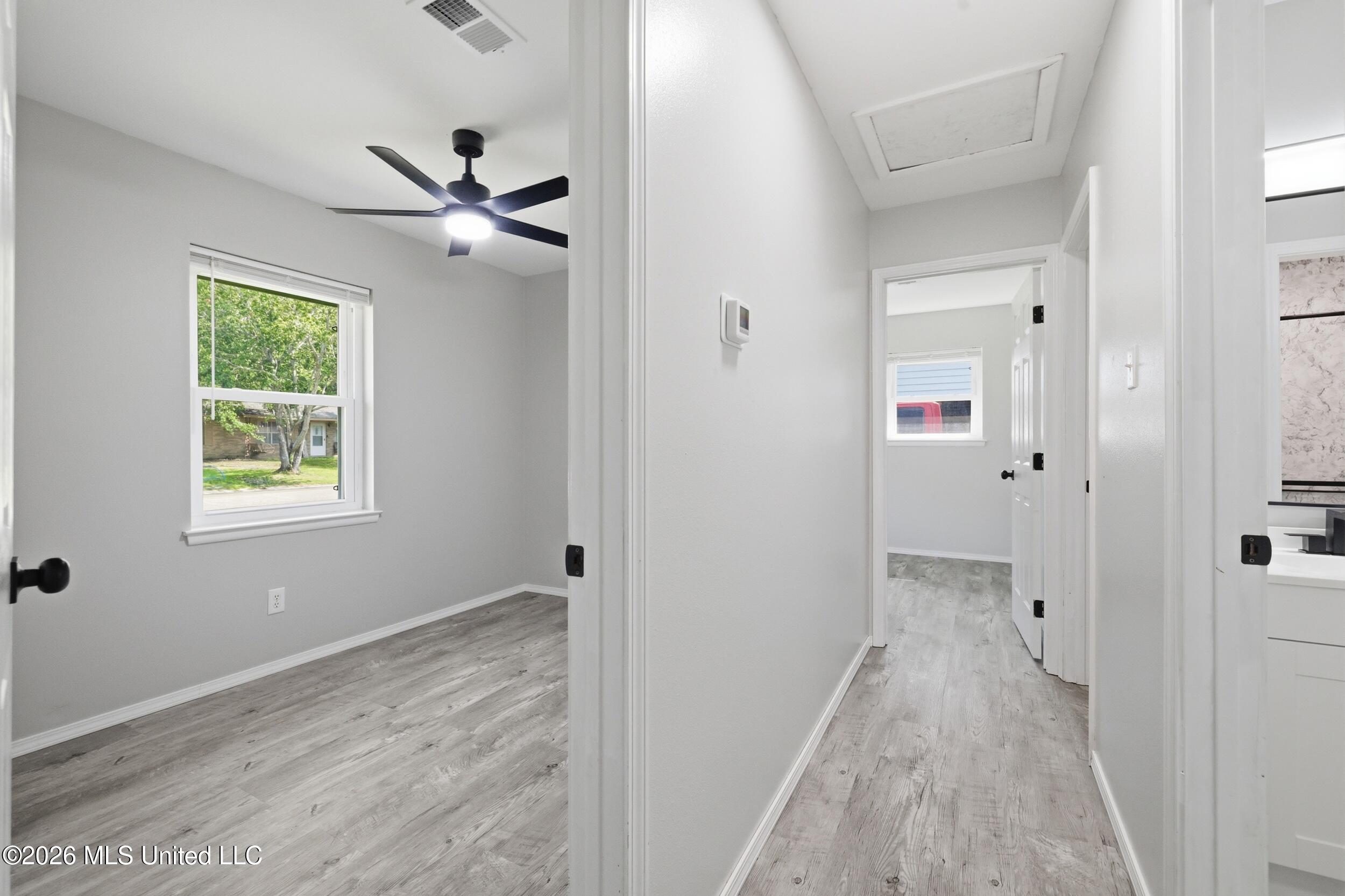 16013 Waycross Drive Property Photo 19