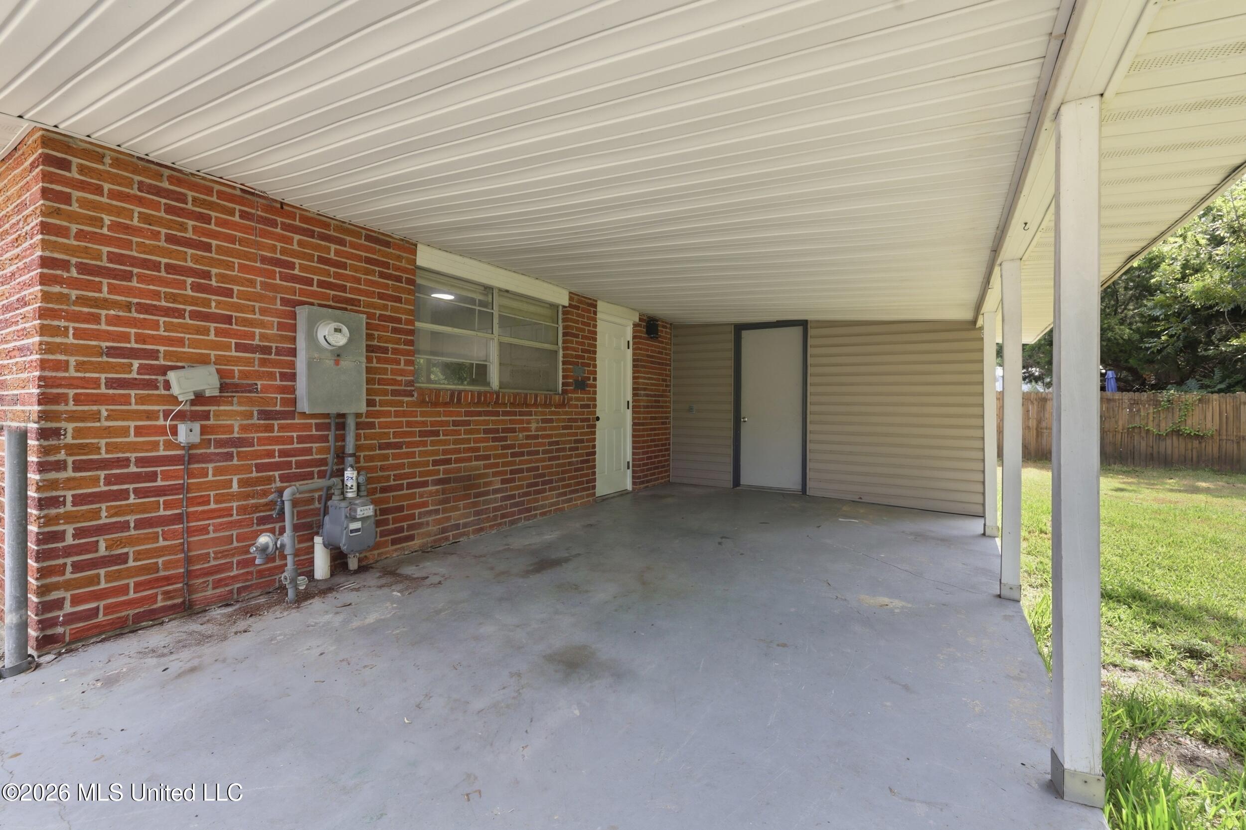 16013 Waycross Drive Property Photo 30