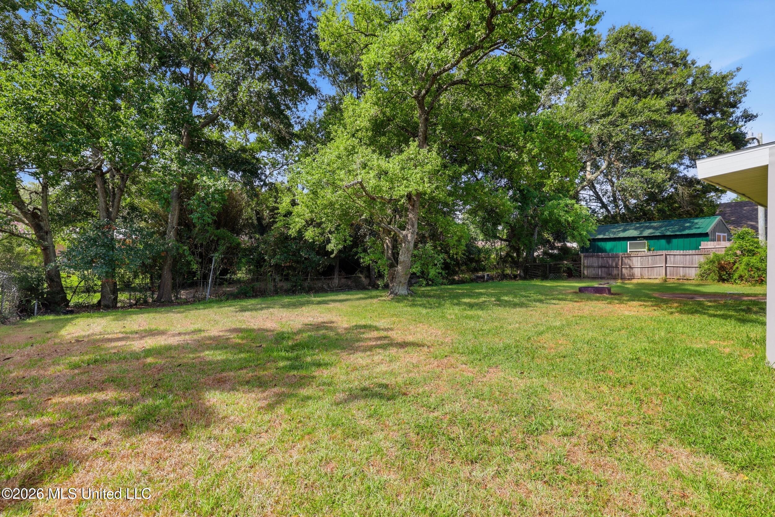 16013 Waycross Drive Property Photo 33