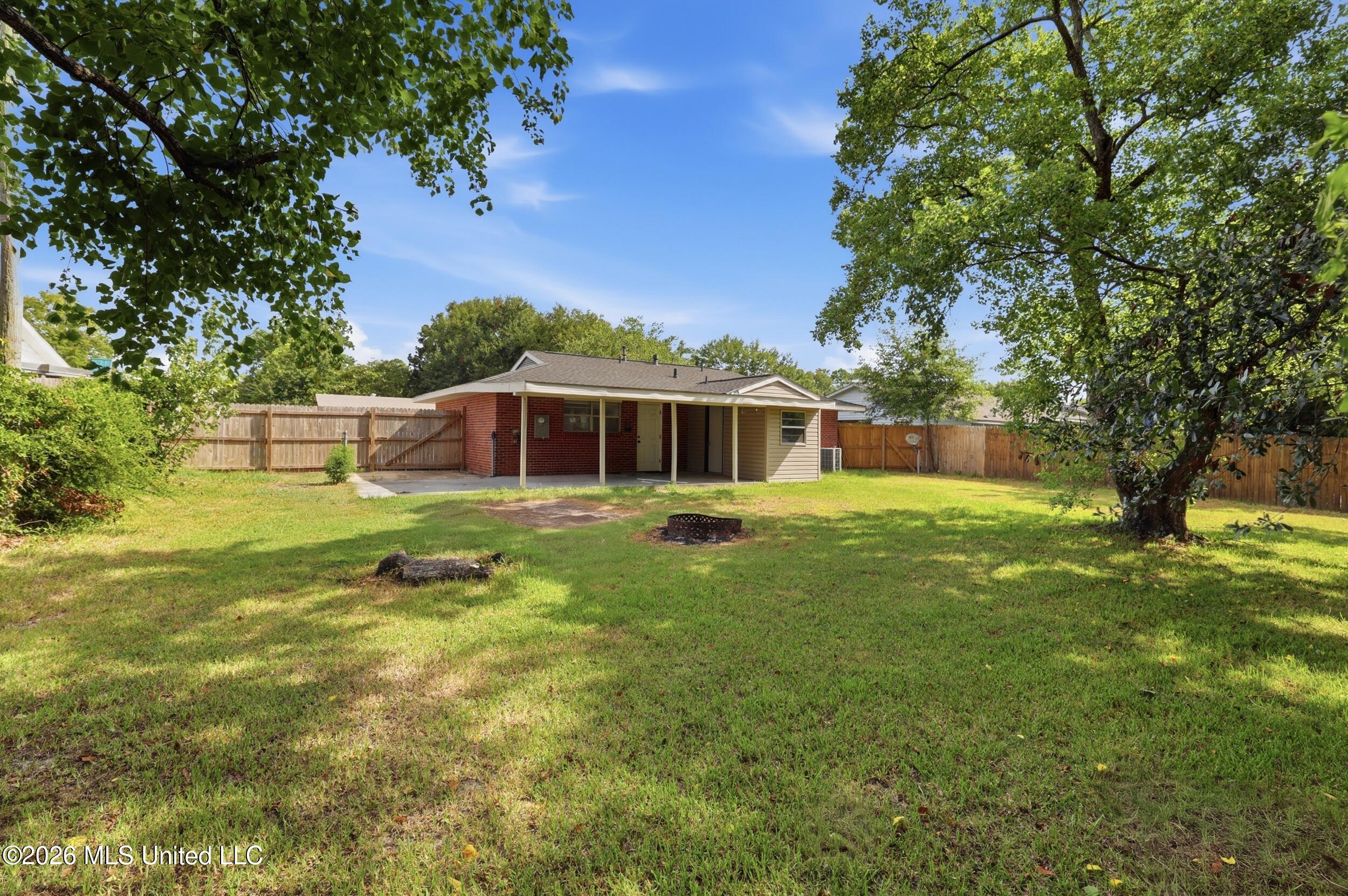 16013 Waycross Drive Property Photo 34